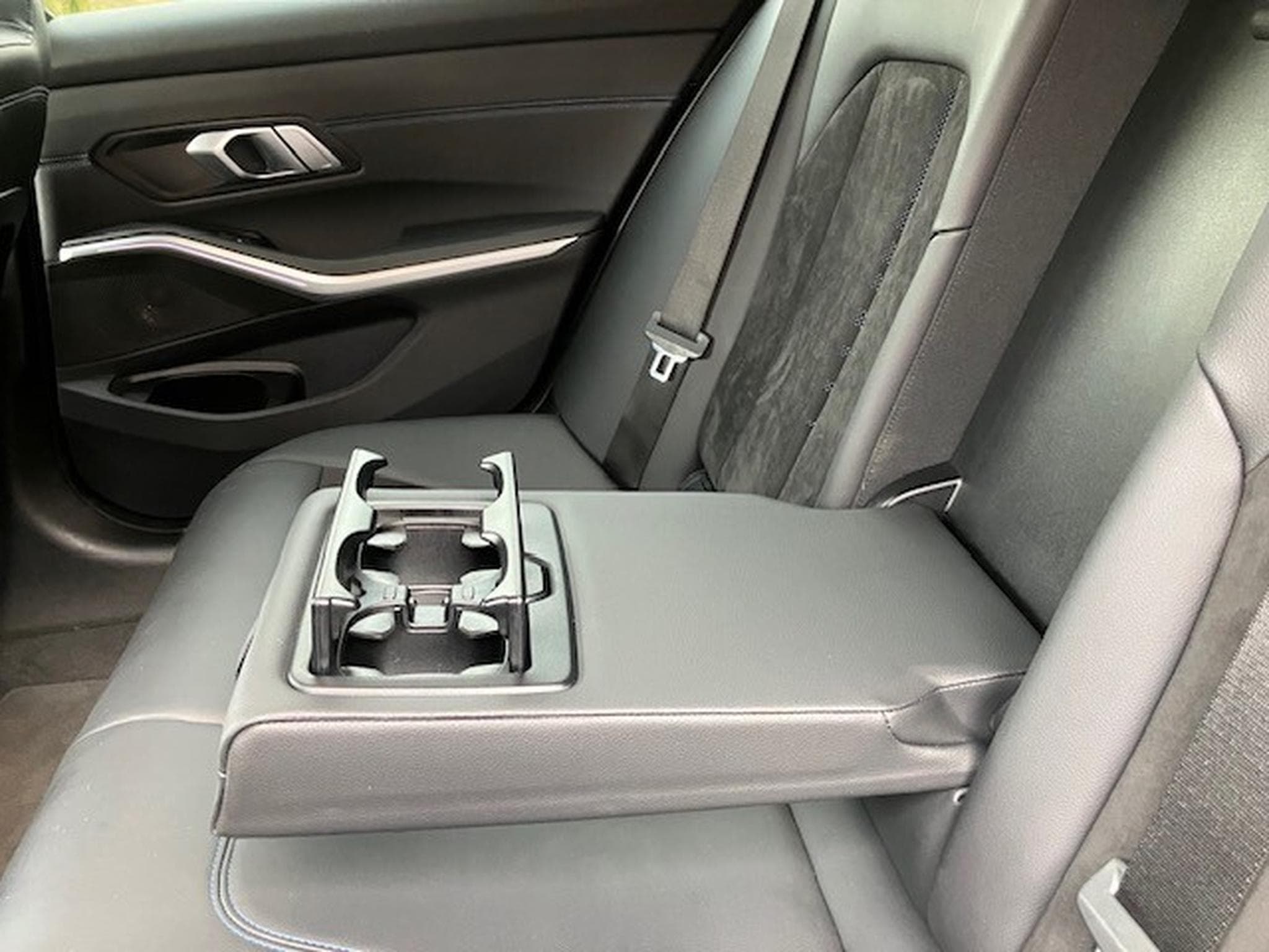 BMW 320 touring X drive (2020) - Foto 18