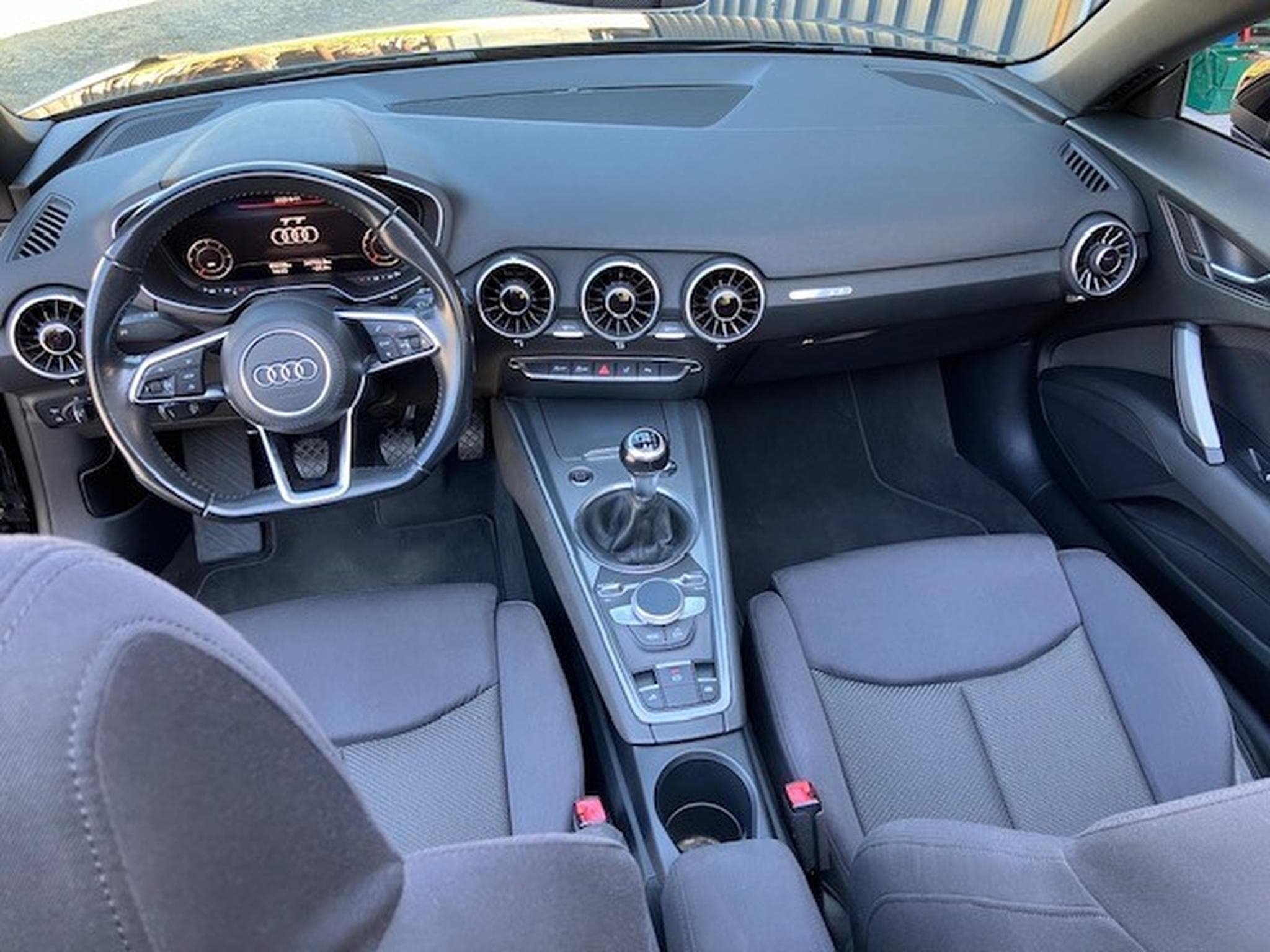 Audi TT (2017) - Foto 9