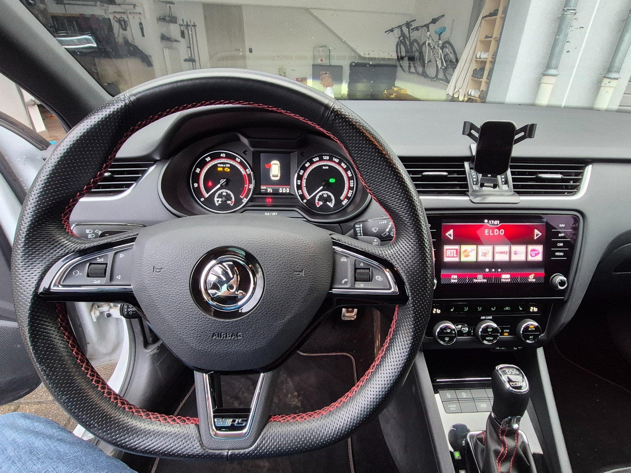 Skoda Octavia RS245 (2017) - Photo 5