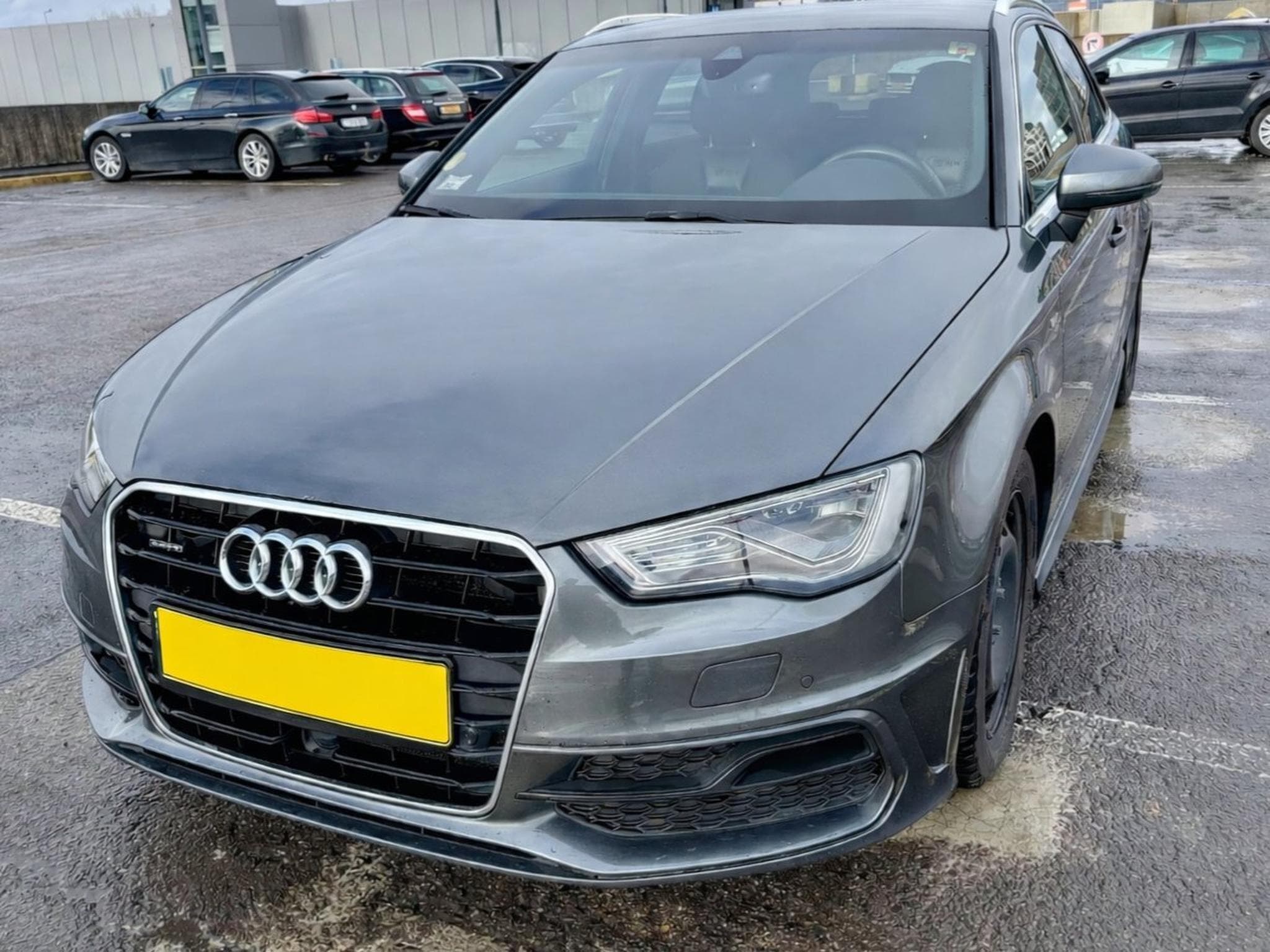 Audi A3 2.0 TDI Ambition quattro S-line (2015) - Foto 1