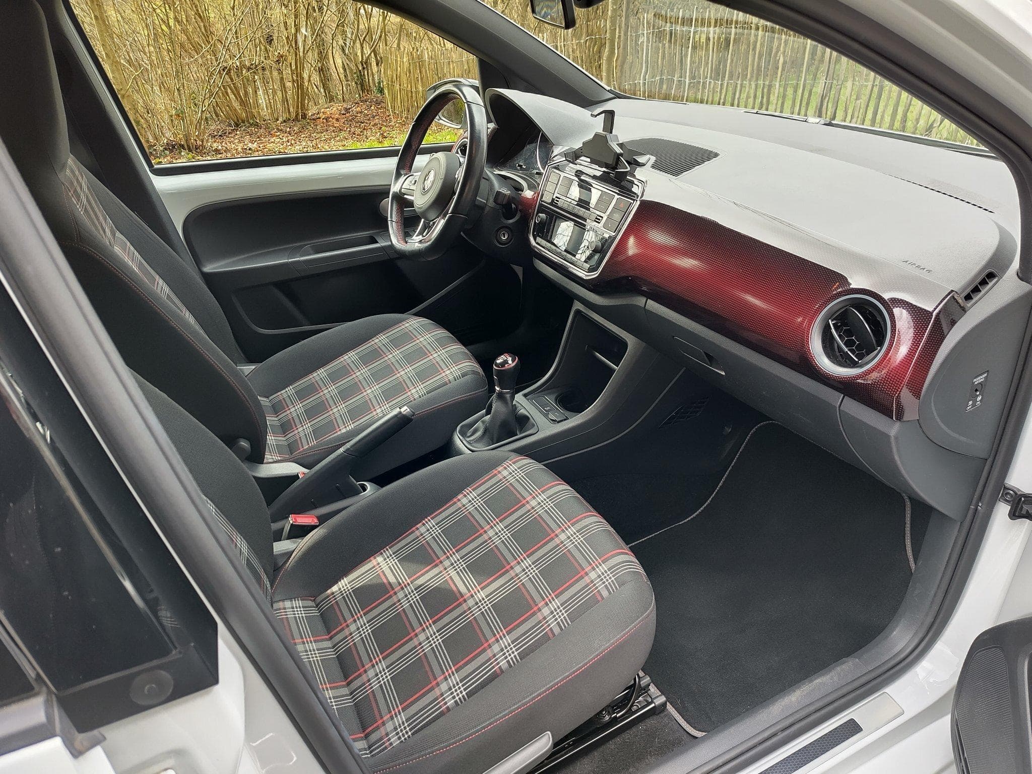 VW UP GTI (2021) - Photo 7