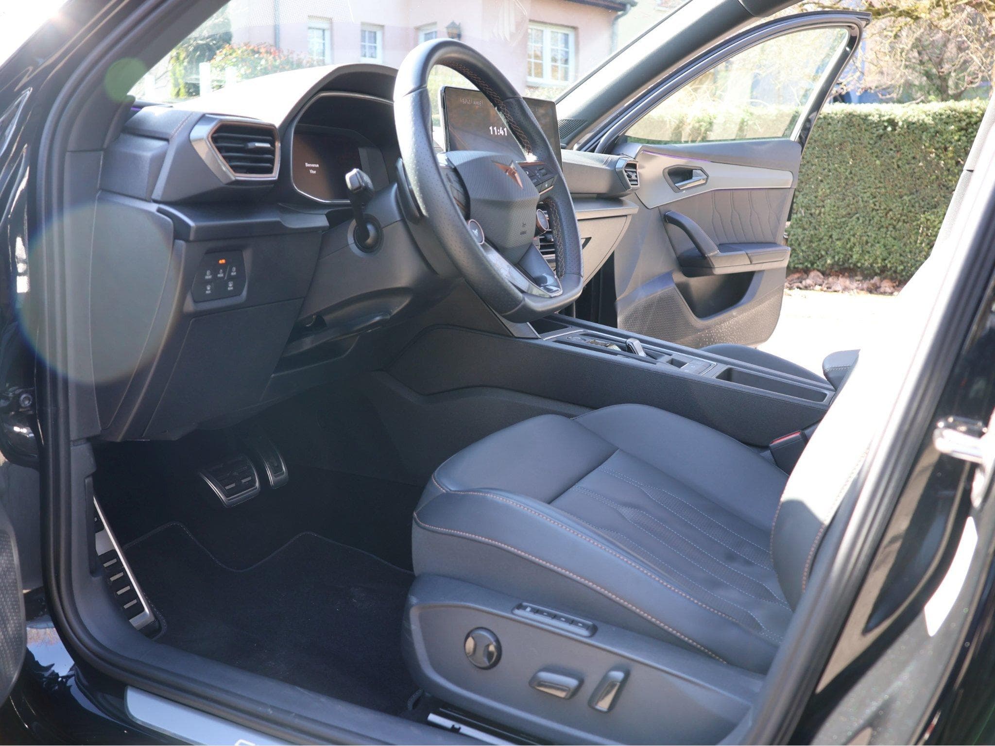 Cupra Formentor VZ5 2.5 TSI 4DRIVE (2023) - Photo 10