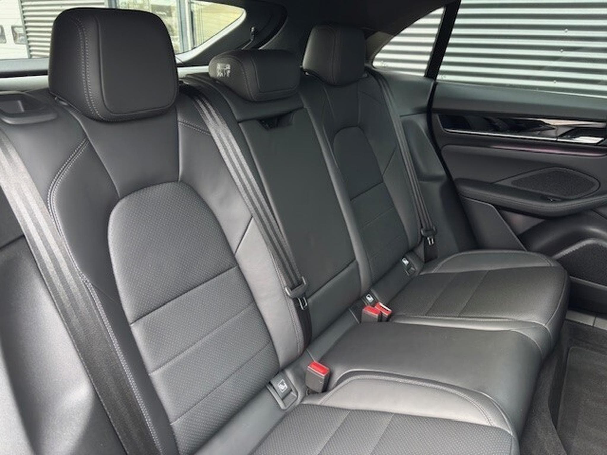 Porsche Macan 4S (2025) - Foto 7