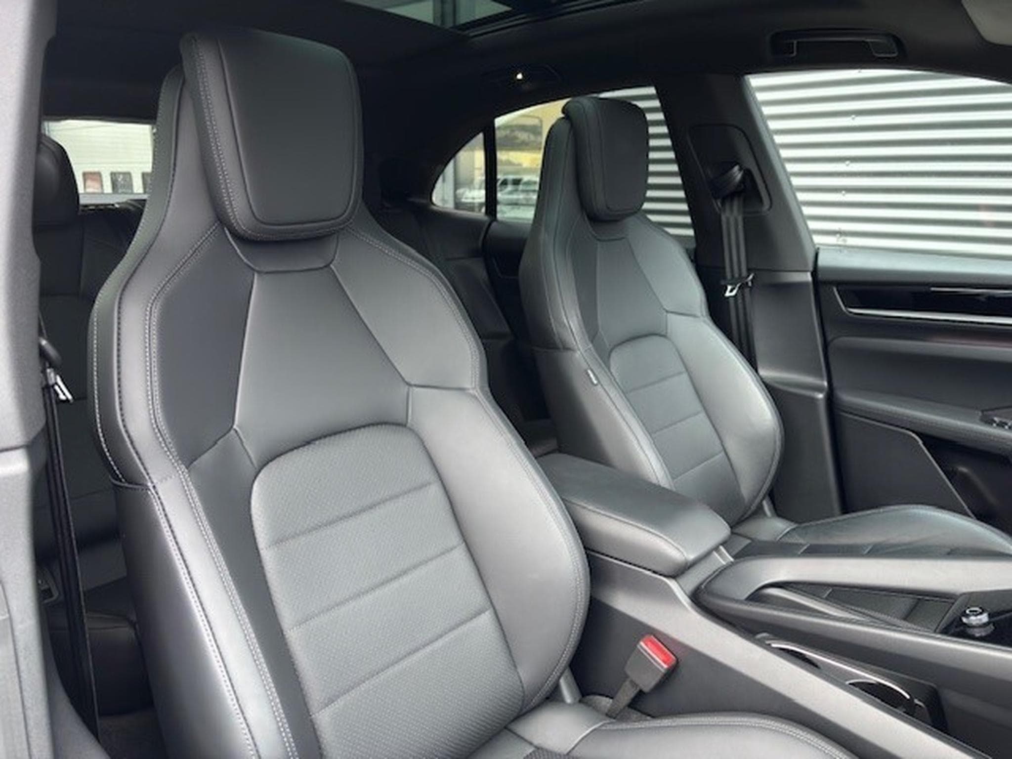 Porsche Macan 4S (2025) - Foto 6