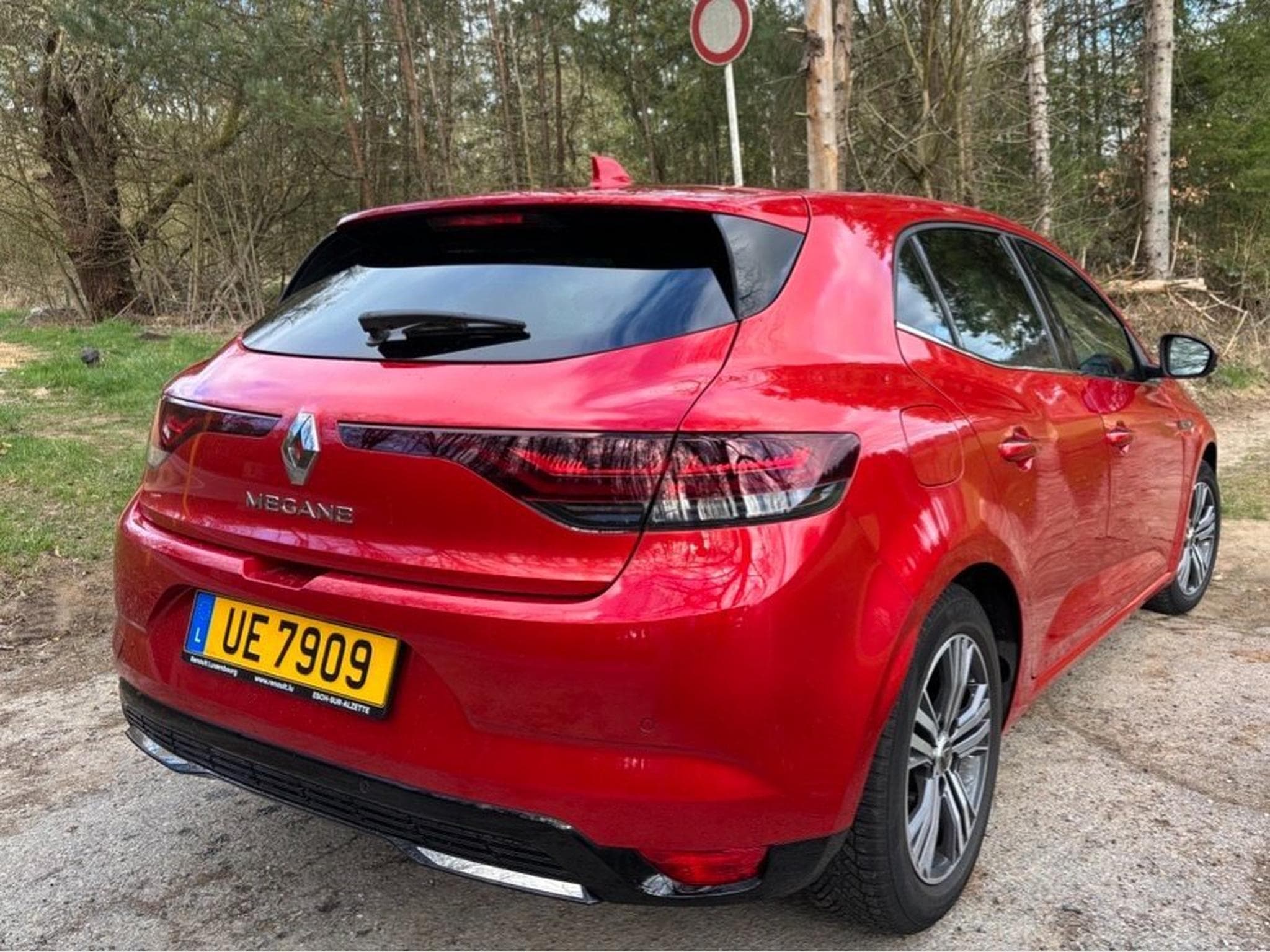 Renault Megane 1.5 Blue dCI Berline Phase II (2021) - Photo 1