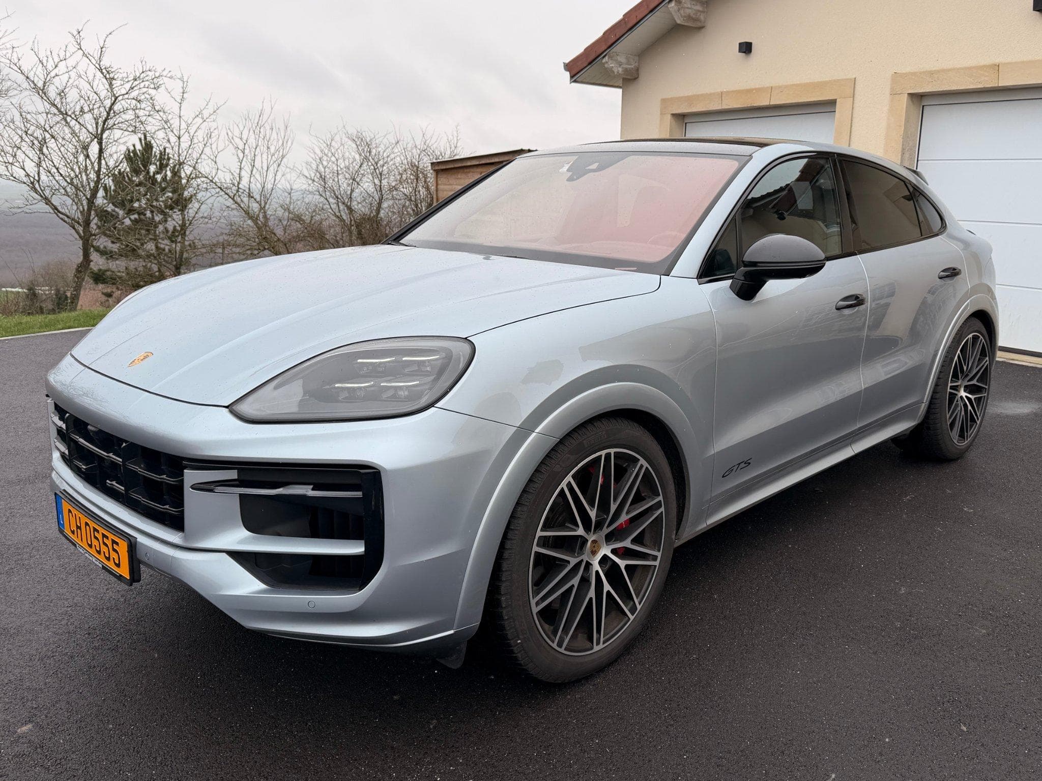 Porsche Cayenne GTS (2024) - Foto 1
