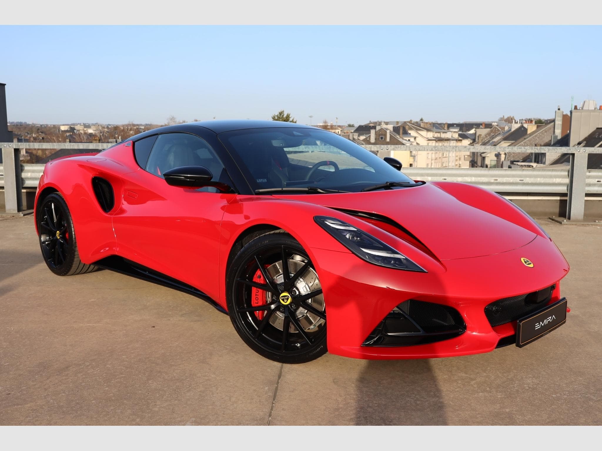 Lotus Emira Turbo SE (2026) - Photo 8