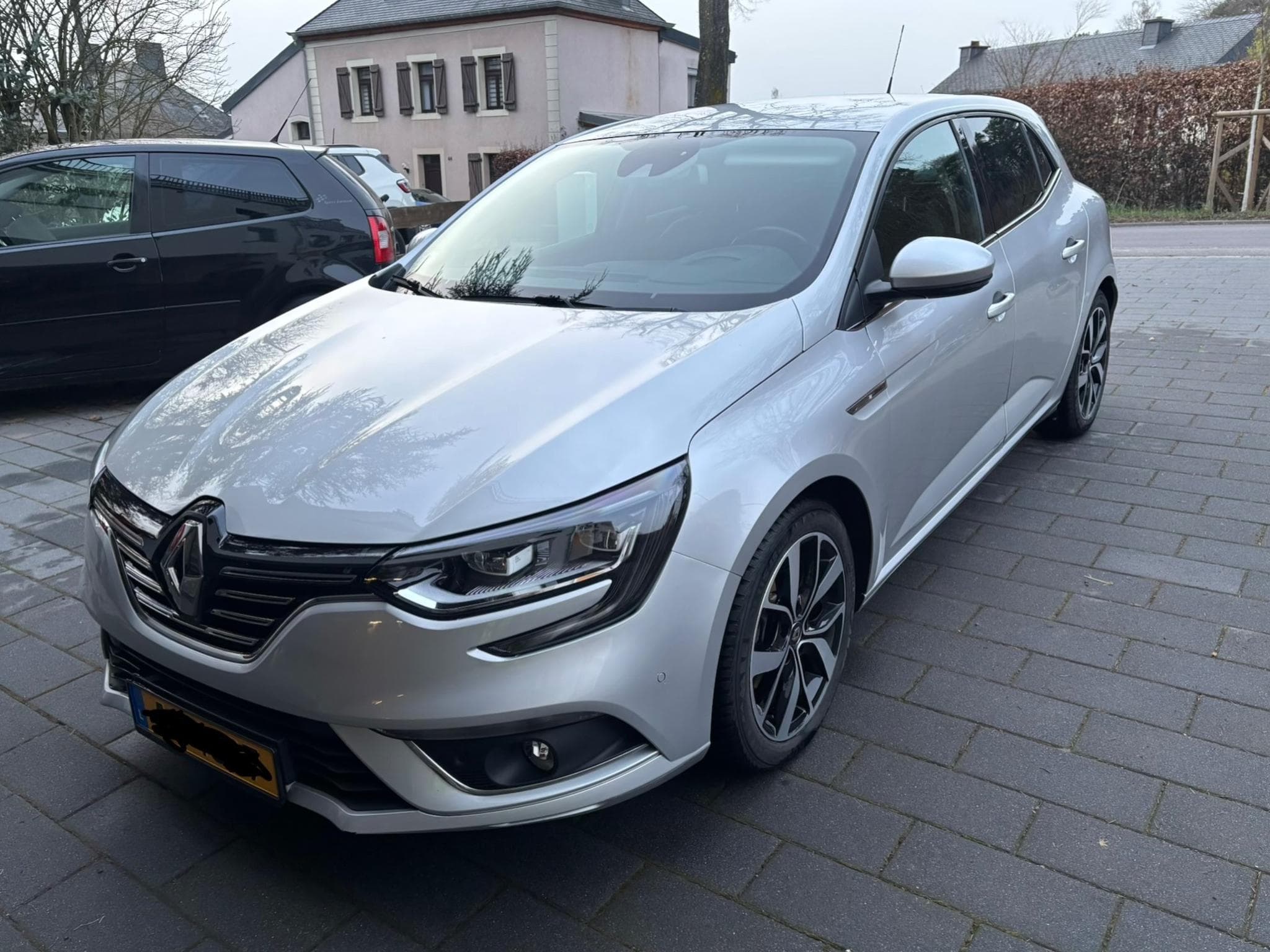 Renault Megane 1.5 dci (2019) - Foto 2