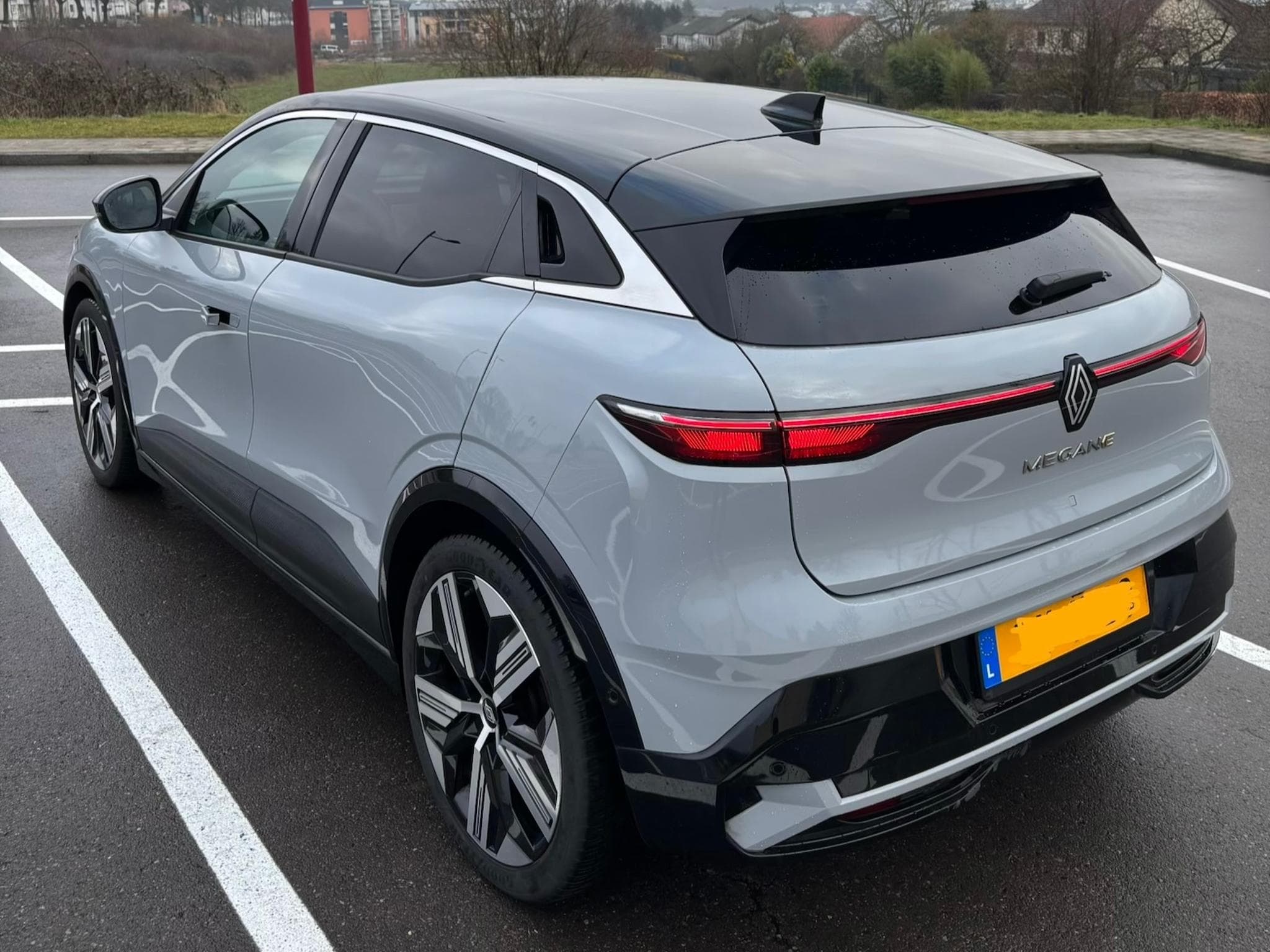 Renault Megane e-tech Iconic Optimum Charge (2022) - Foto 3