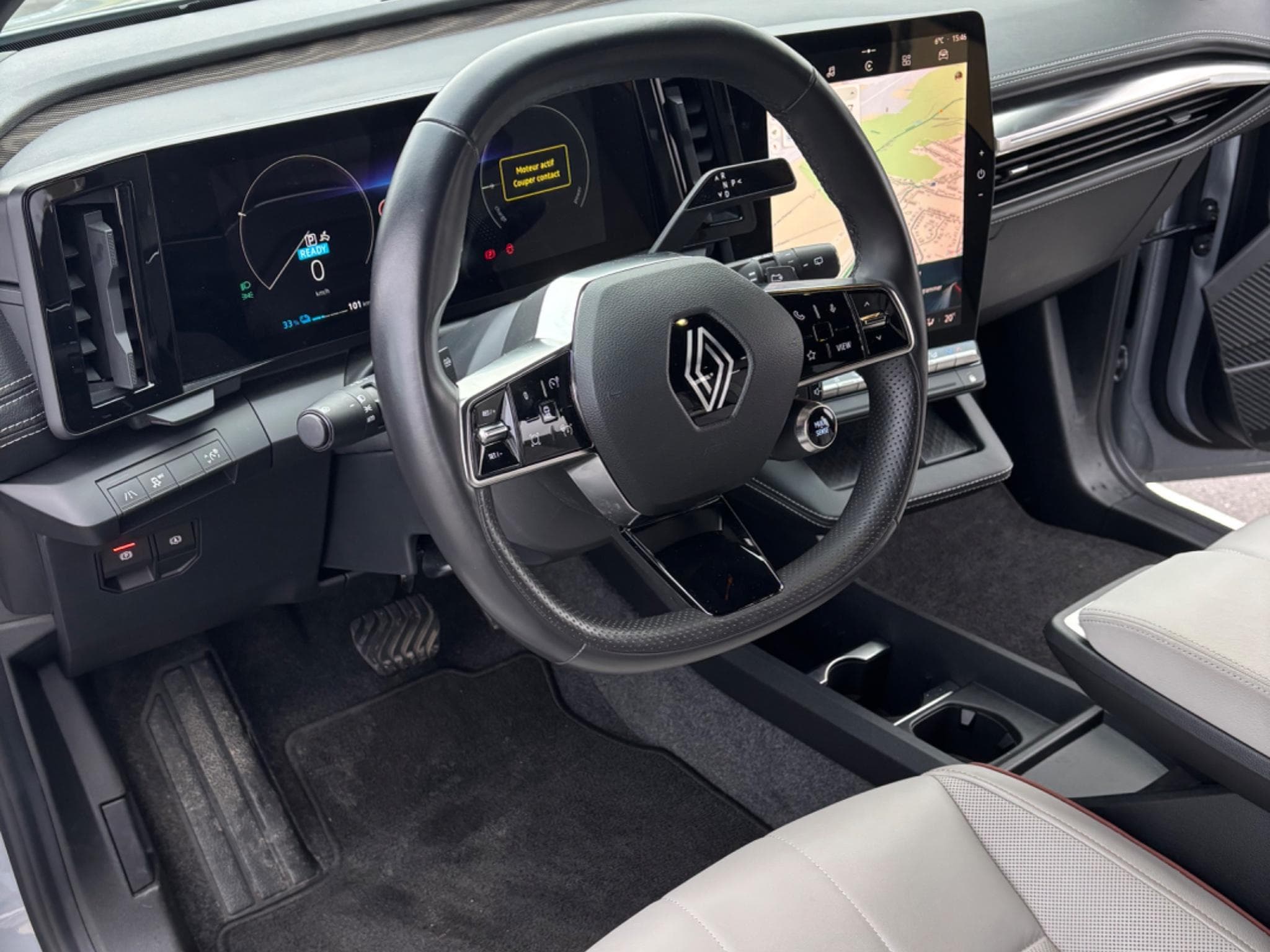 Renault Megane e-tech Iconic Optimum Charge (2022) - Foto 10