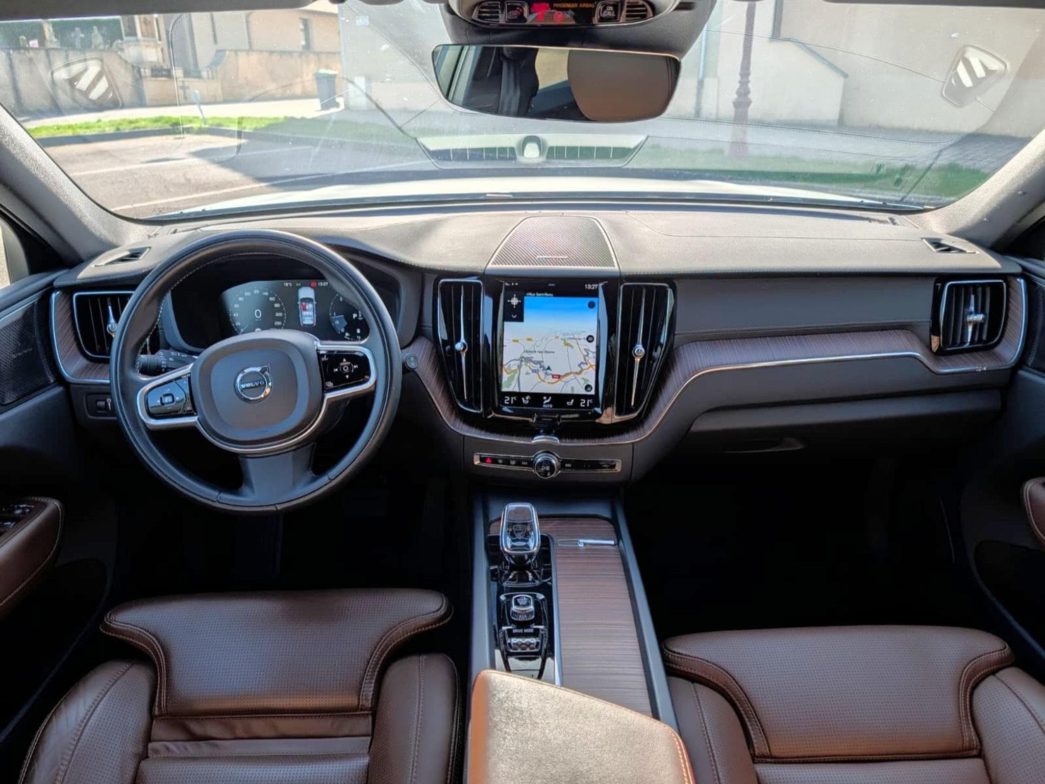 Volvo XC60 B5 / Finition INSCRIPTION (2021) - Foto 5