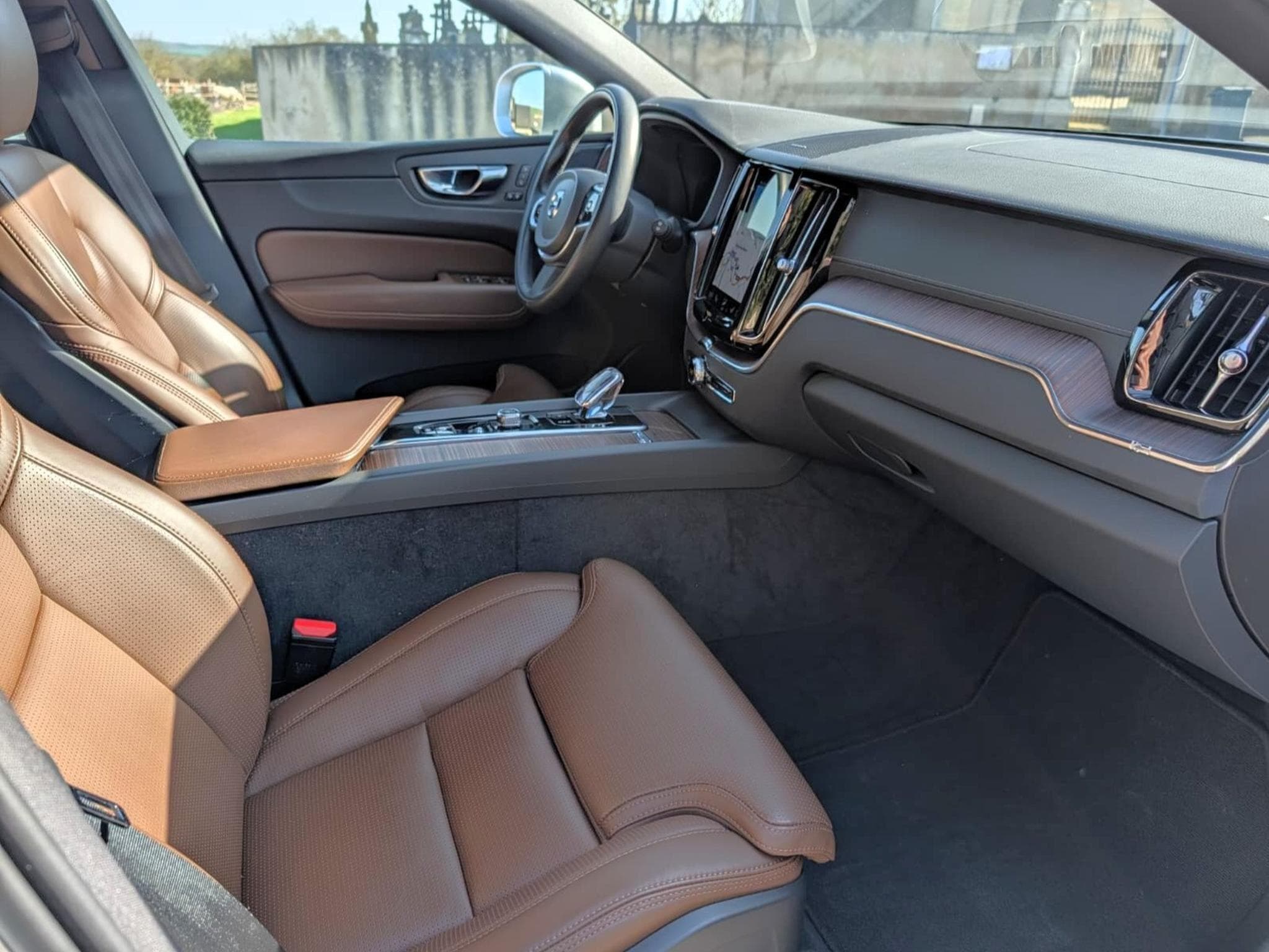 Volvo XC60 B5 / Finition INSCRIPTION (2021) - Foto 7