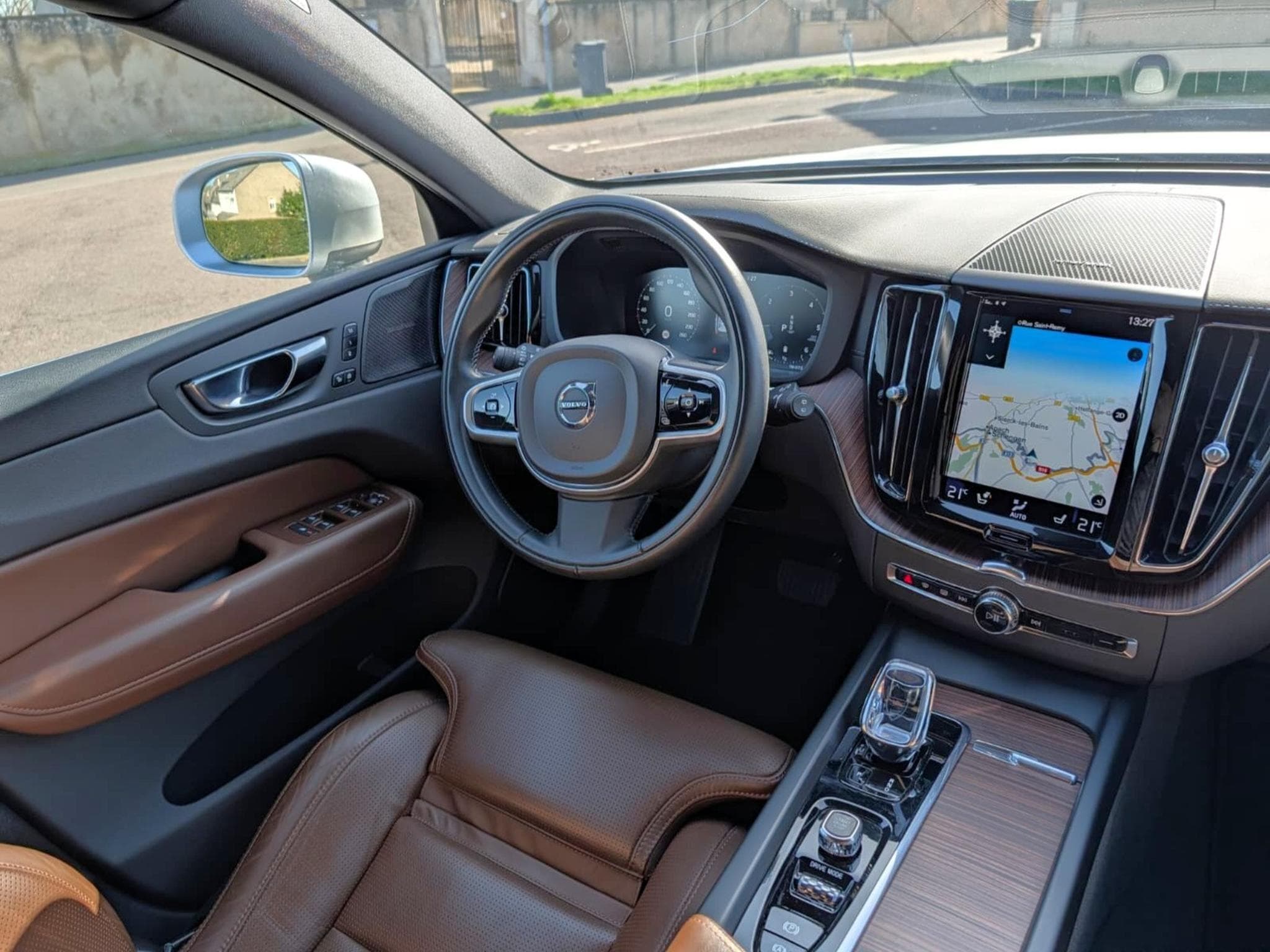 Volvo XC60 B5 / Finition INSCRIPTION (2021) - Foto 6