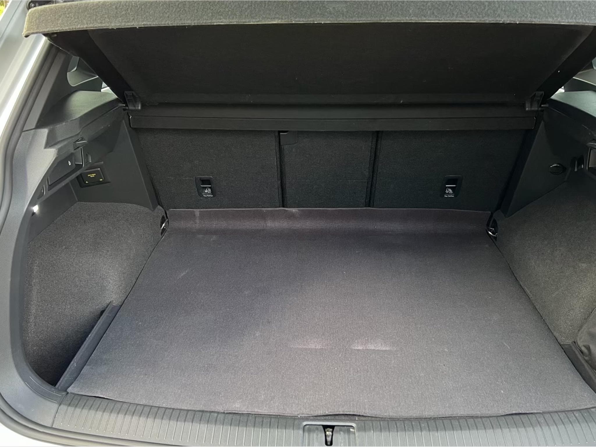 VW Tiguan R line (2022) - Foto 11