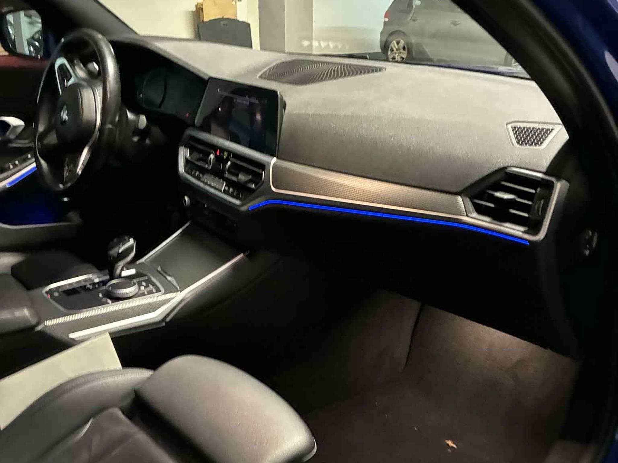 BMW 320 M sport X drive - 1 an de garantie (2020) - Photo 3