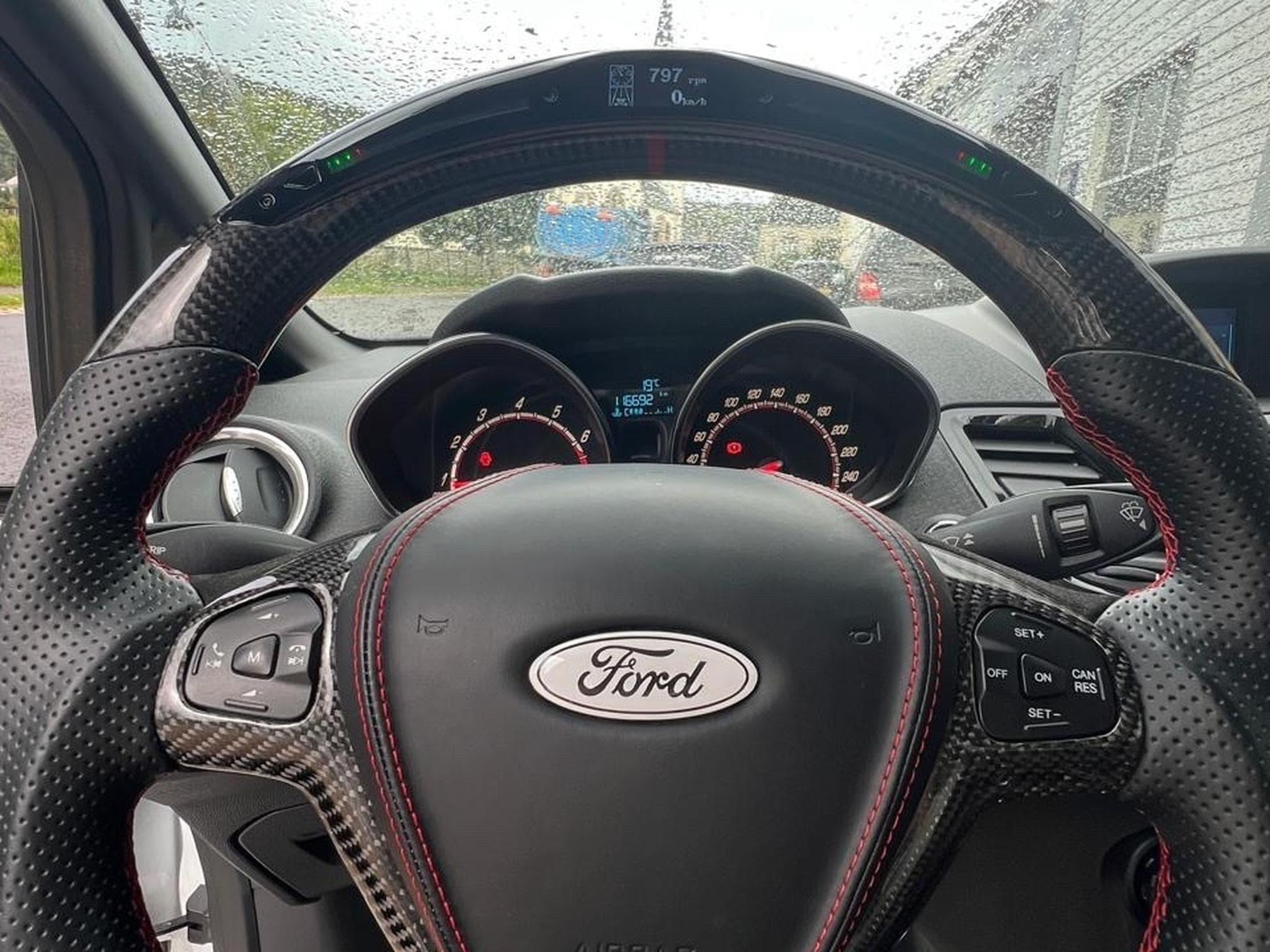 Ford Fiesta Fiesta ST 180 (2016) - Foto 8