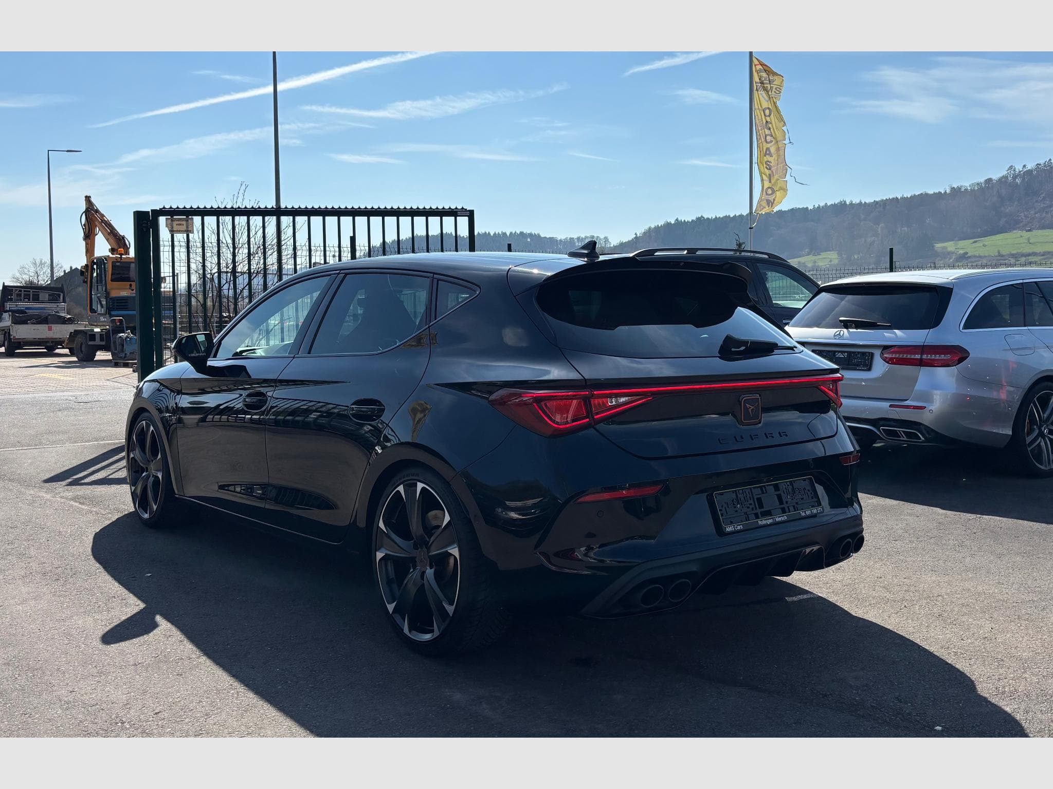 Cupra Leon Leon VZ 2.0 TSI DSG 300ch (2023) - Foto 2