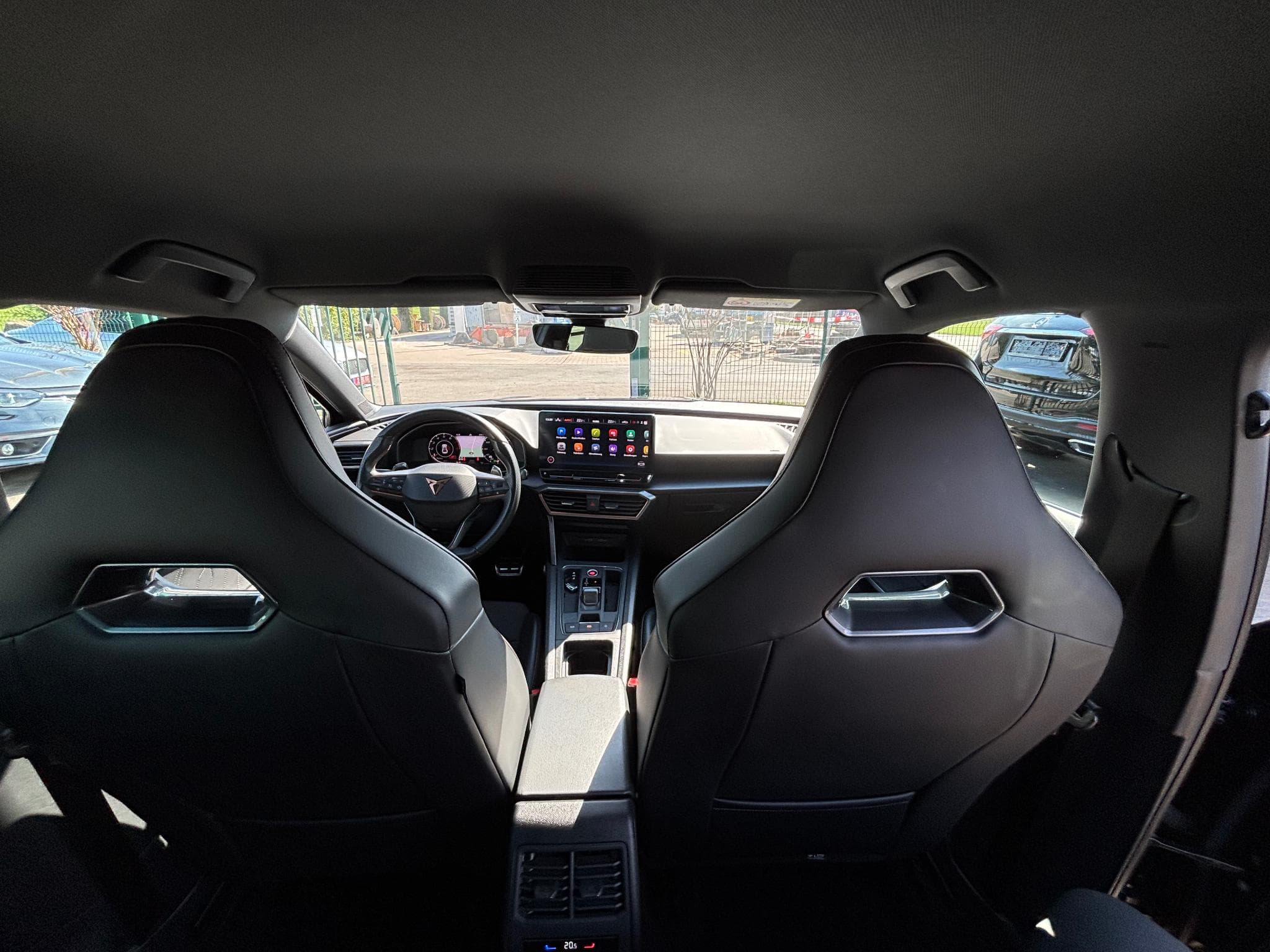 Cupra Leon Leon VZ 2.0 TSI DSG 300ch (2023) - Foto 8