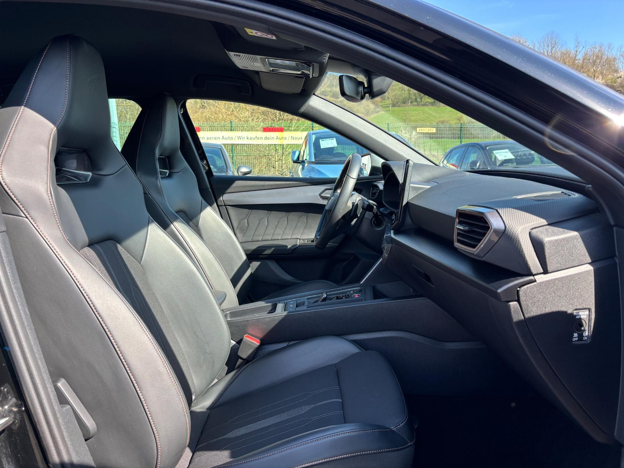 Cupra Leon Leon VZ 2.0 TSI DSG 300ch (2023) - Foto 11