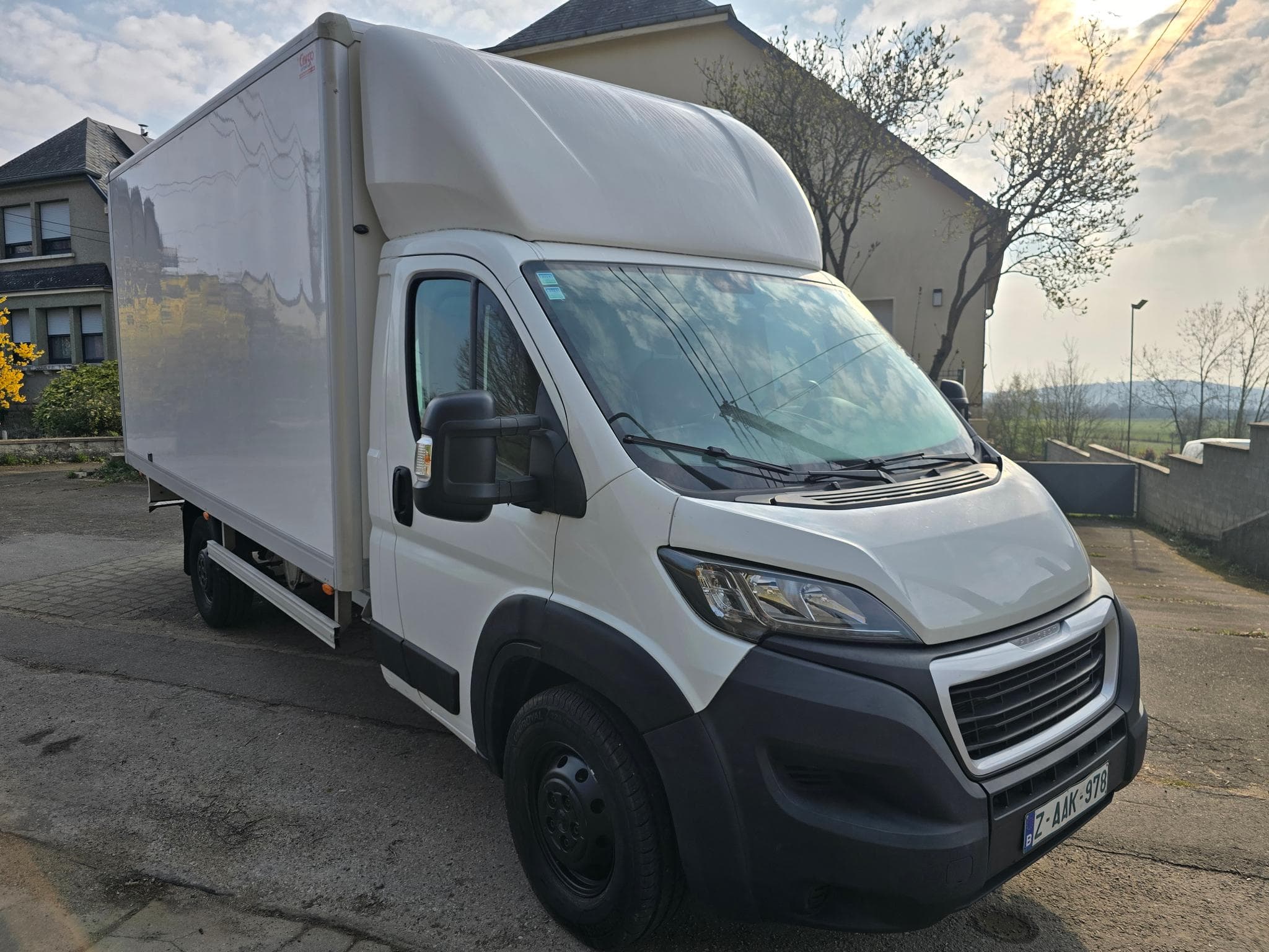 Peugeot Boxer Hdi 165 cv caisse alu 46000 kms 18990 HT (2021) - Photo 3