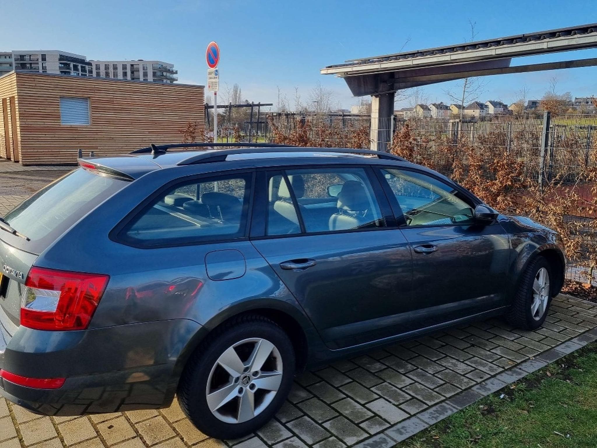 Skoda Octavia 1.6 Tdi (2015) - Photo 1