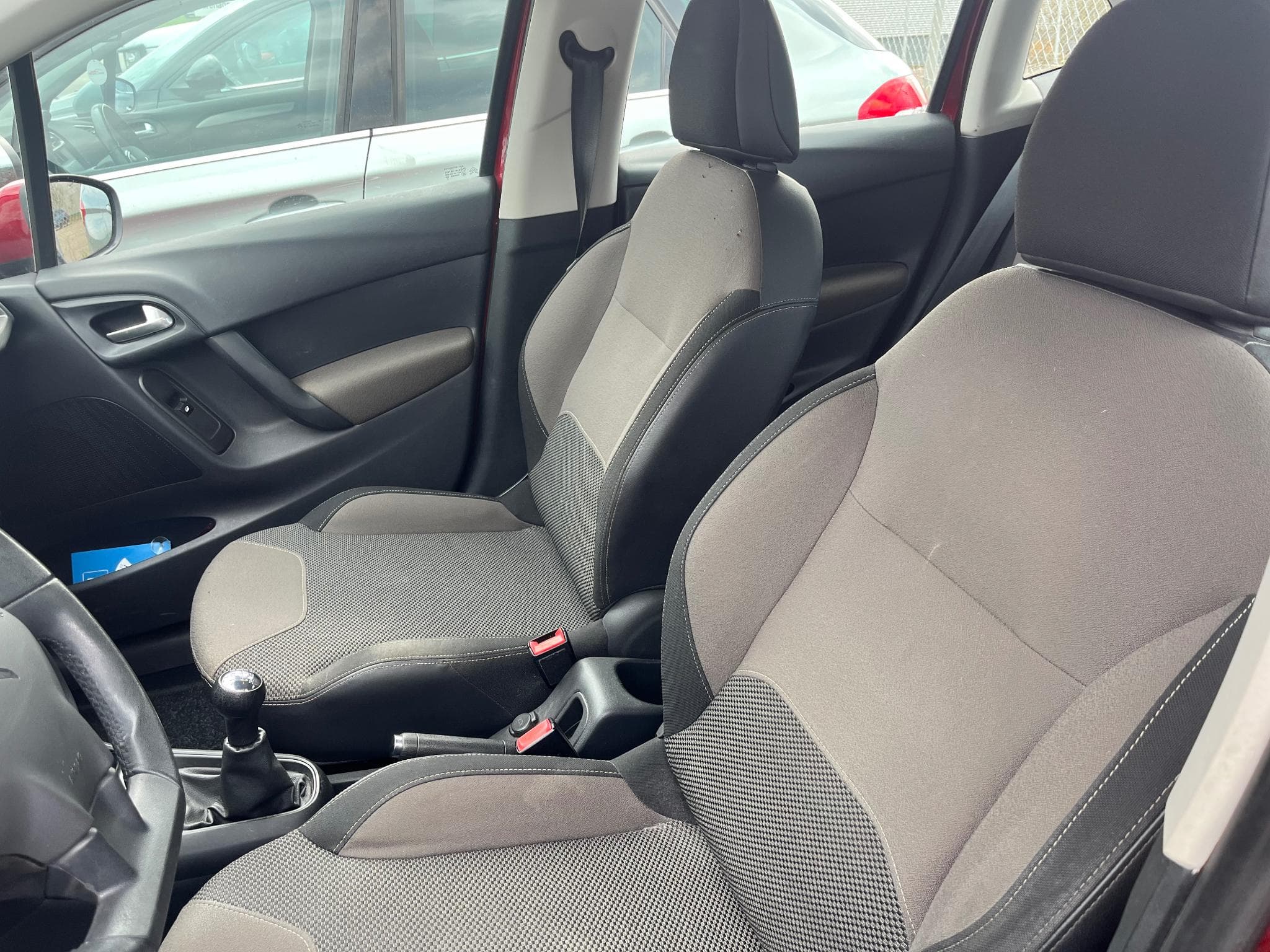 Citroën C3 1.4 HDI (2015) - Photo 11