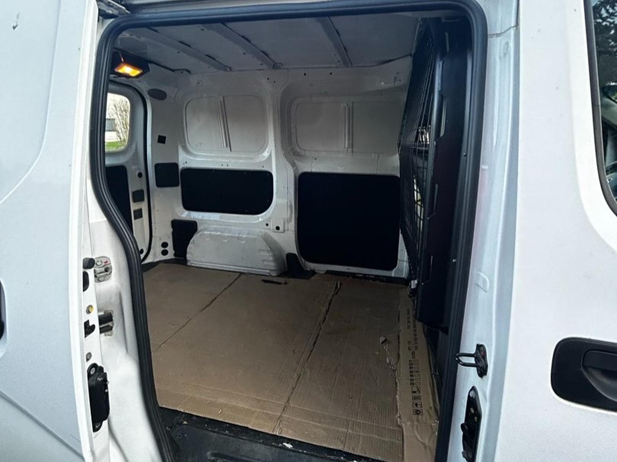 Nissan NV200 Van 1.5 dCi E11 BB – Low Mileage (2012) - Photo 3