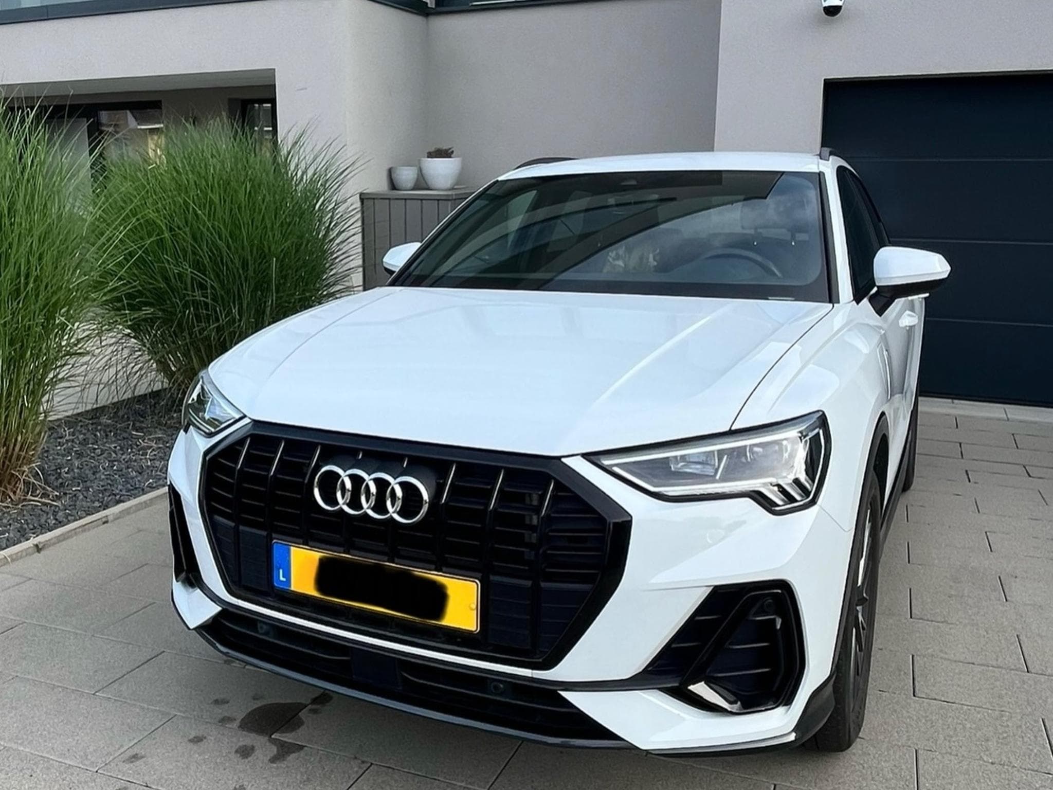 Audi Q3 S-Line, 8-fach bereift, cuir, camera (2021) - Foto 1