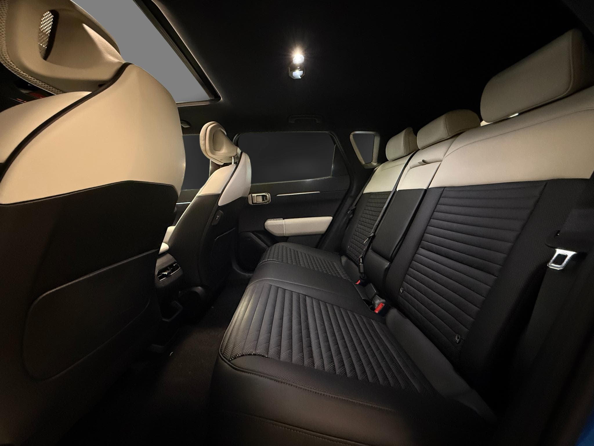 Kia EV4 GT Line 81,4 kWh (2025) - Photo 10