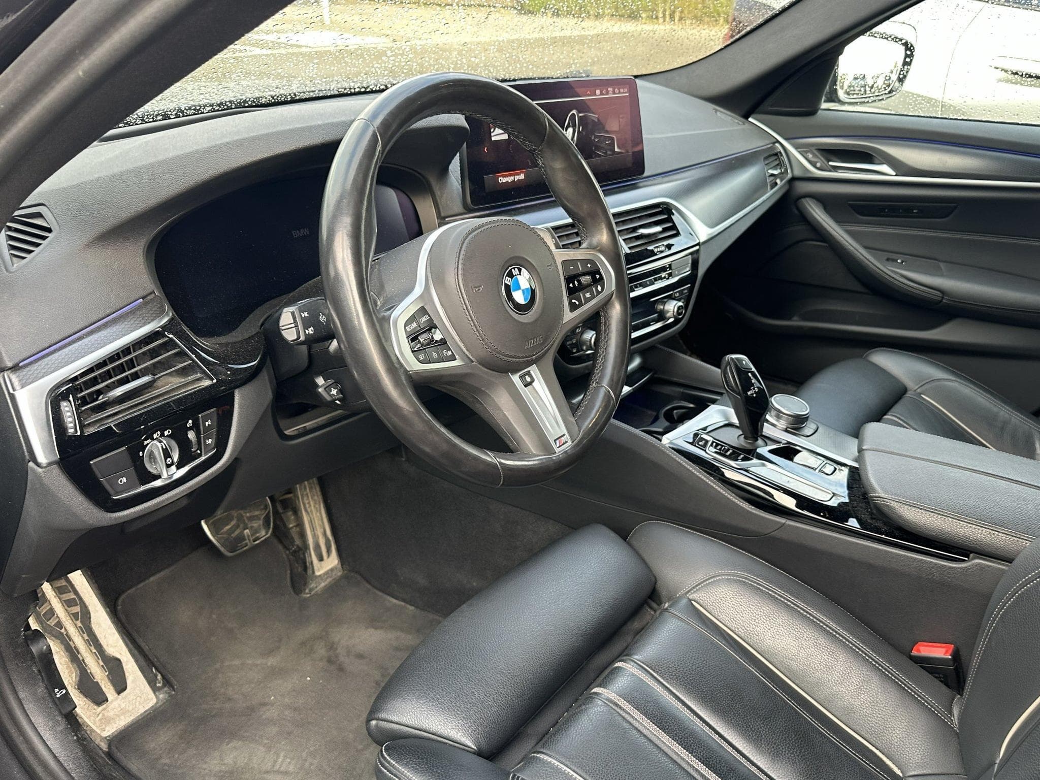 BMW 530 xDrive Touring - Kit M (2022) - Foto 8