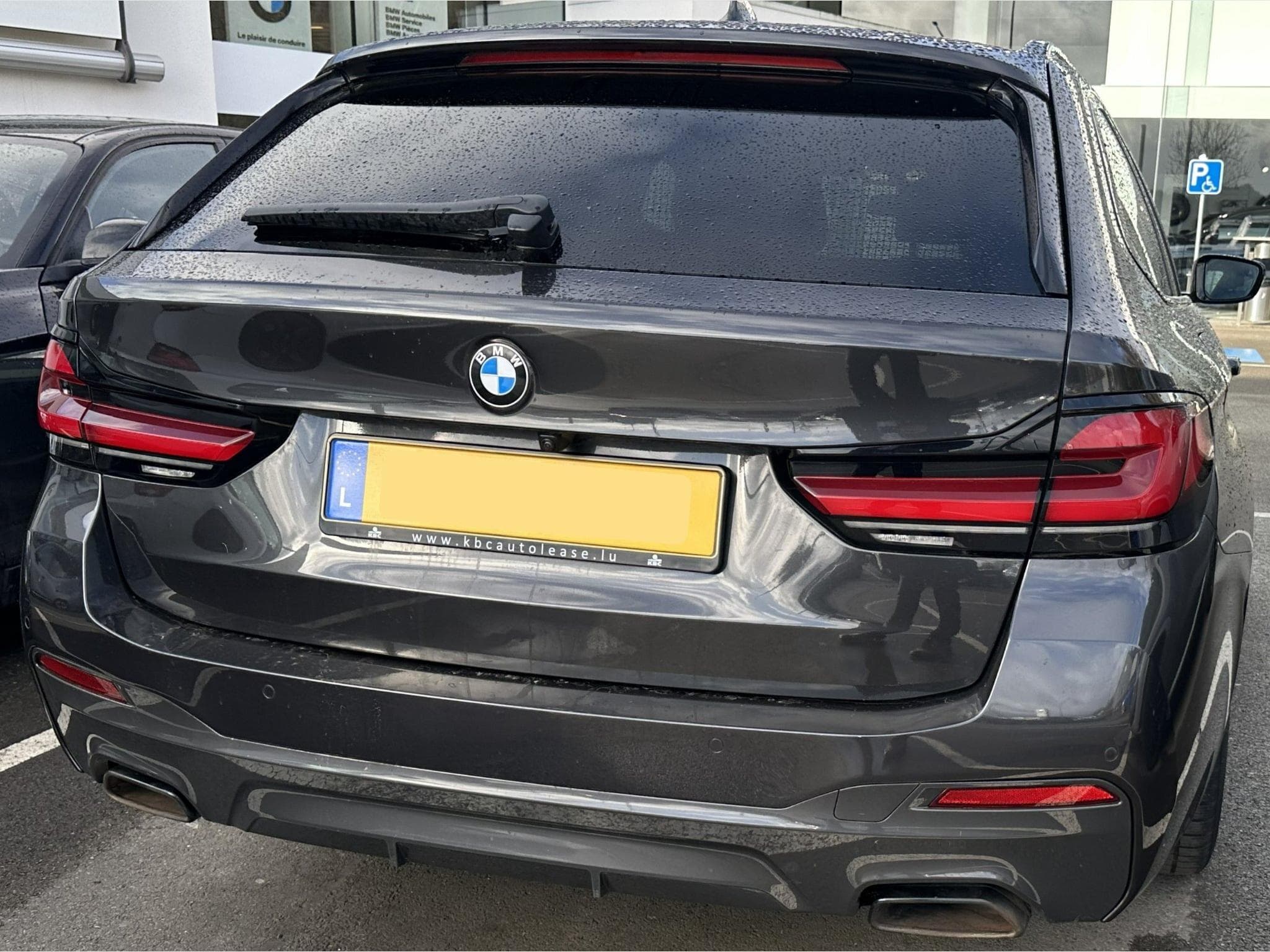 BMW 530 xDrive Touring - Kit M (2022) - Foto 5