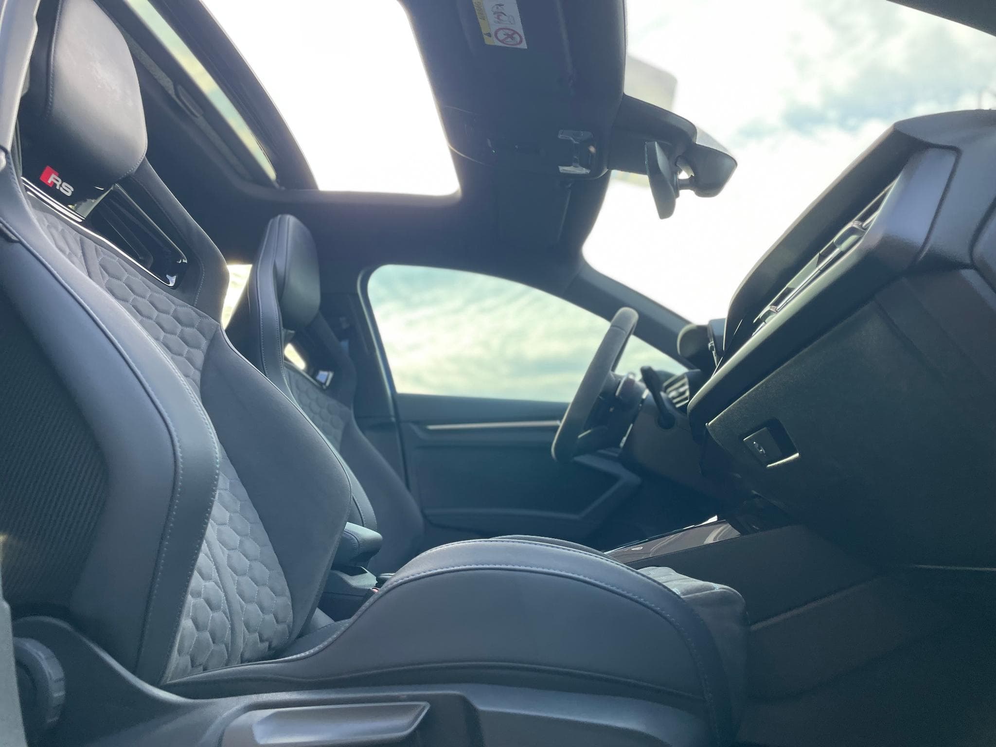 Audi RS3 Performance Edition 1 of 300 2.5 TFSI quattro S-Tronic (2023) - Photo 4