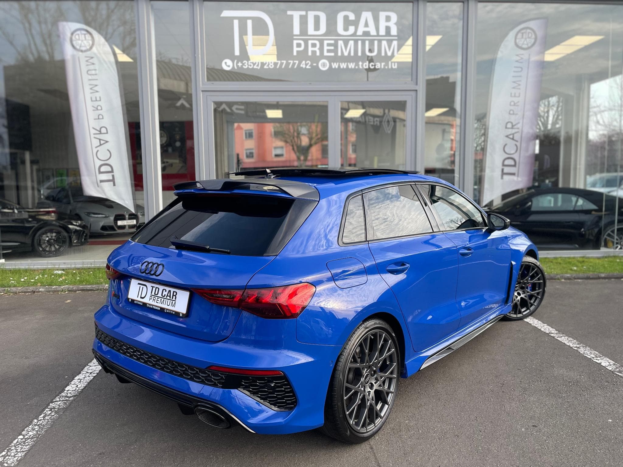 Audi RS3 Performance Edition 1 of 300 2.5 TFSI quattro S-Tronic (2023) - Photo 18