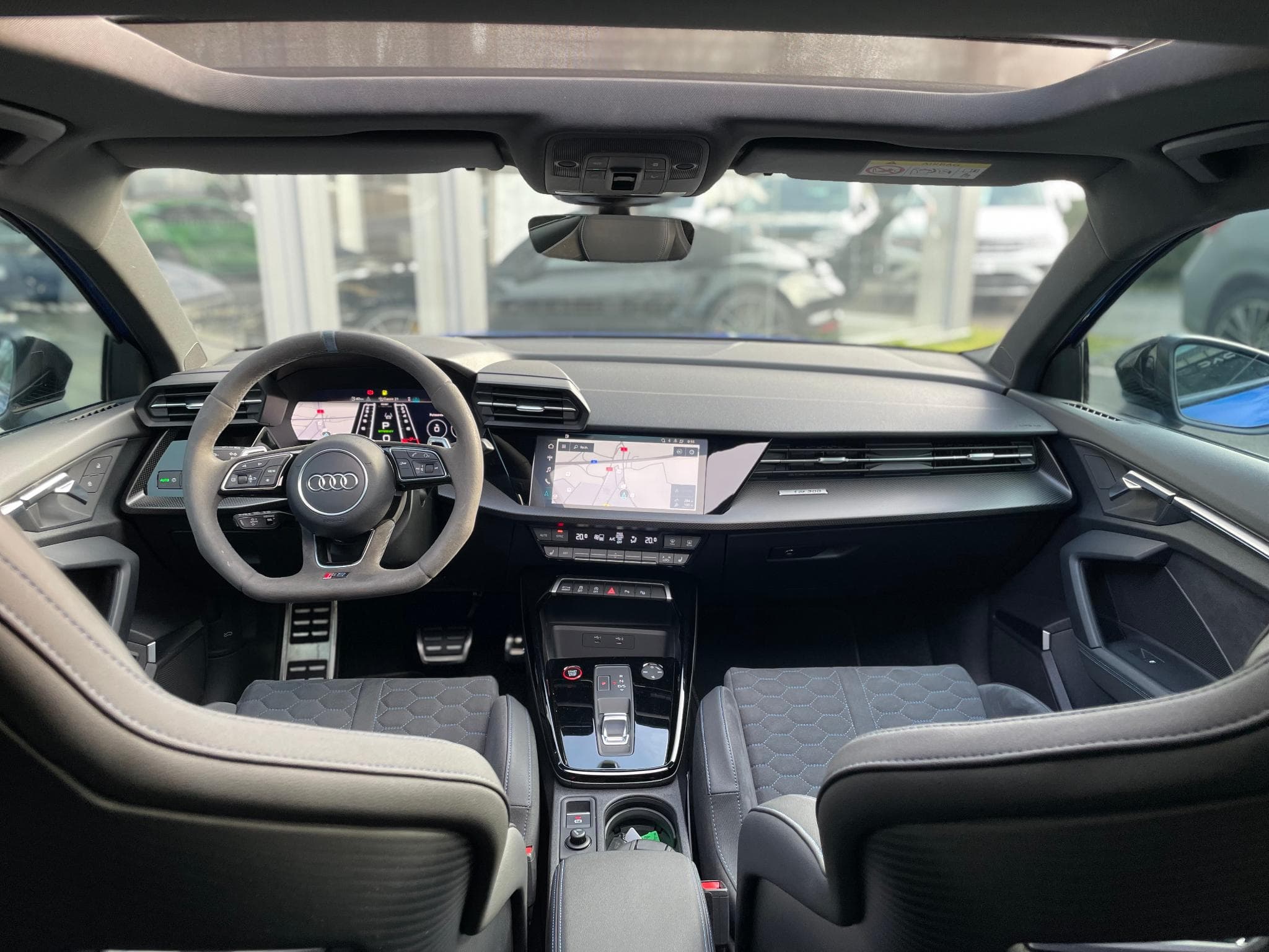 Audi RS3 Performance Edition 1 of 300 2.5 TFSI quattro S-Tronic (2023) - Photo 14