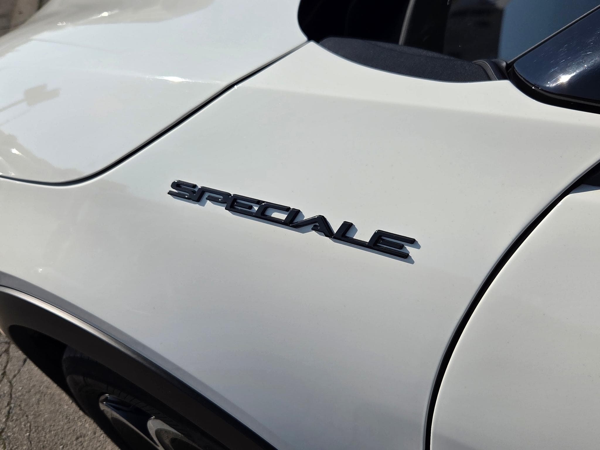 Alfa-Romeo Junior SPECIALE 1.2 HYBRID 145 DCT6 (2025) - Photo 6