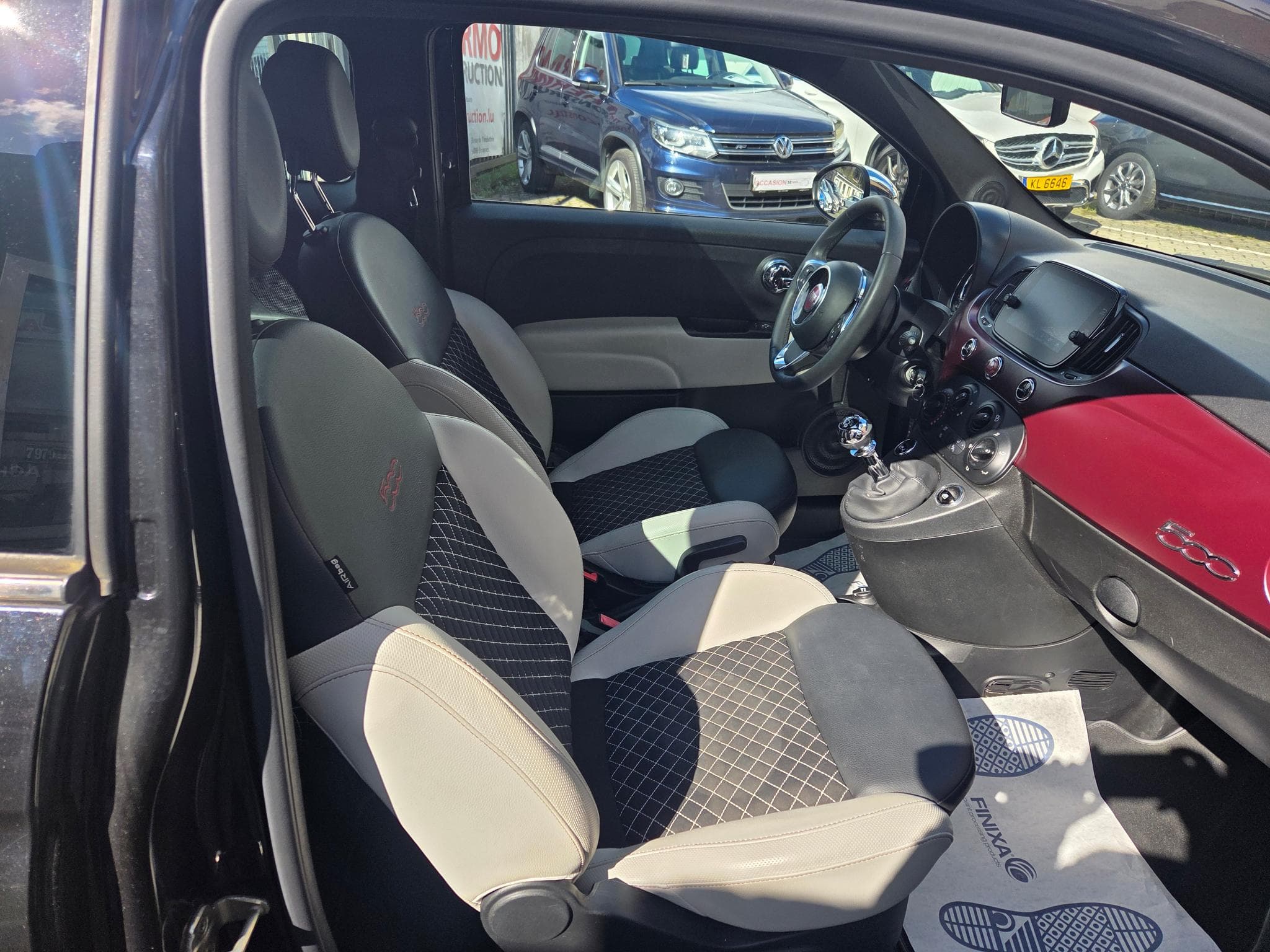 Fiat 500 1.2 ESSENCE PANORAMA NAVIGATION (2019) - Foto 8