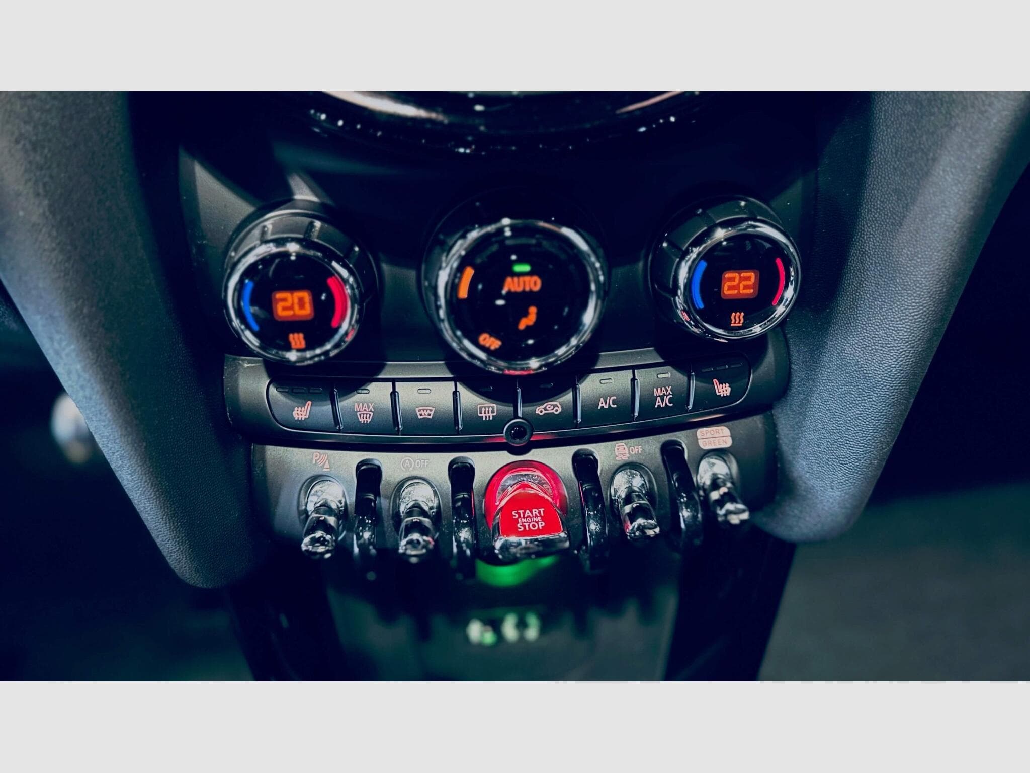 Mini Cooper JOHN COOPER WORKS (2017) - Photo 10