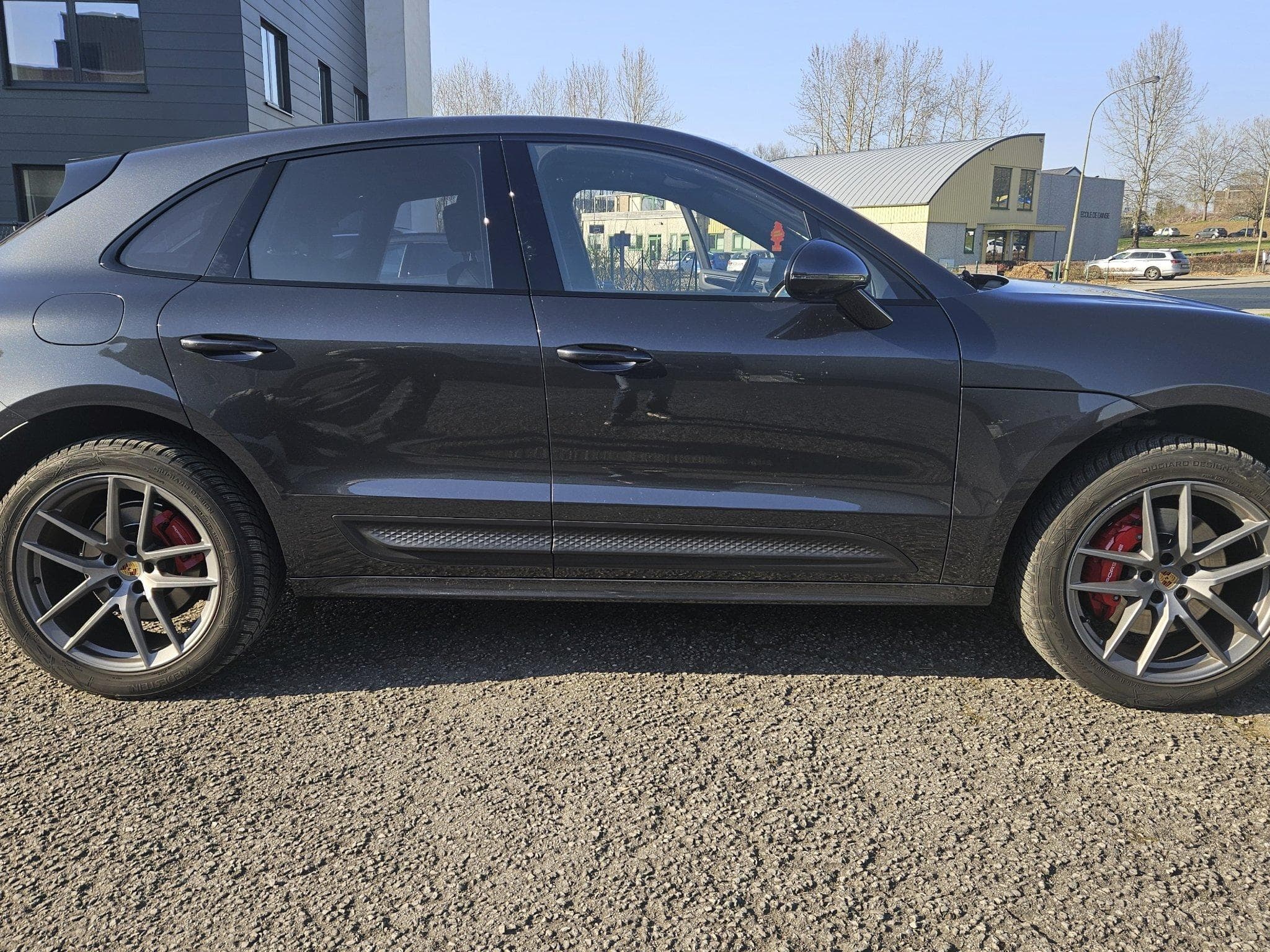 Porsche Macan S (2022) - Photo 1