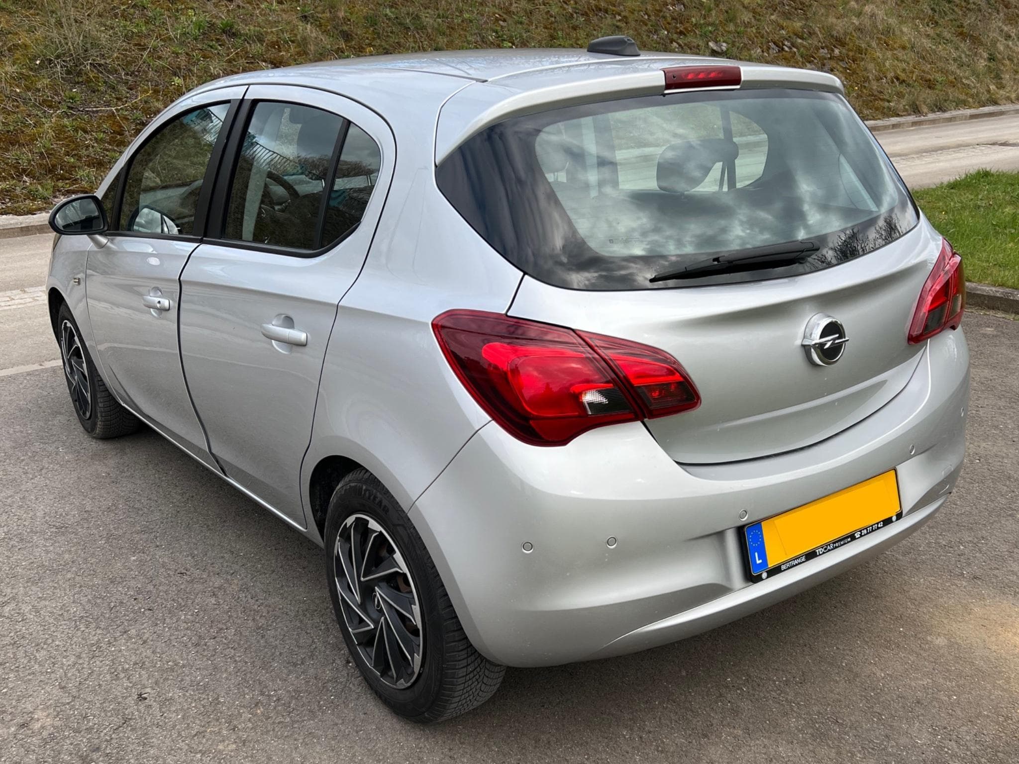 Opel Corsa 1.4 Edition (2018) - Foto 2