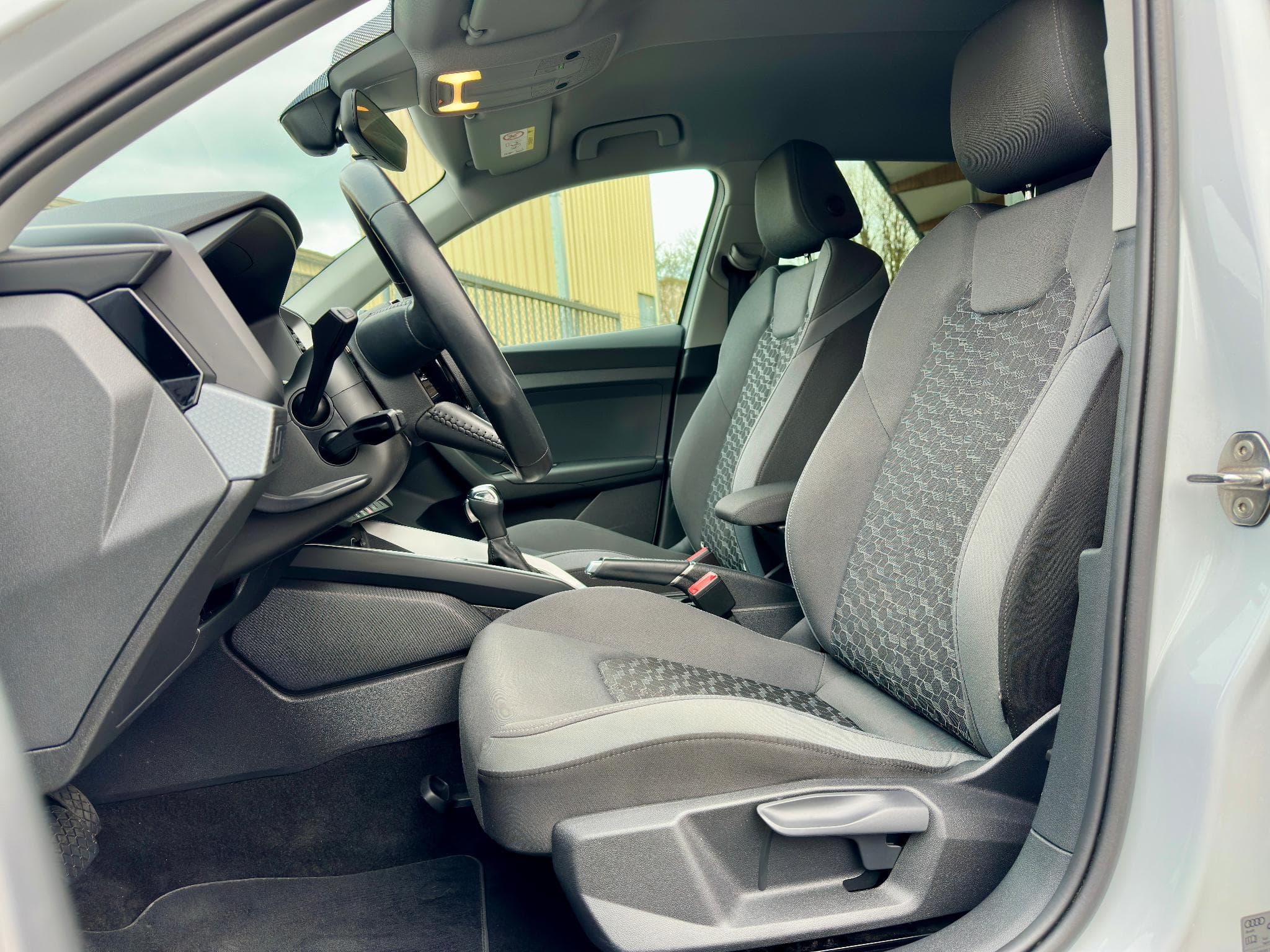 Audi A1 Sportback 30TFSI 116ch S-tronic (2020) - Foto 11