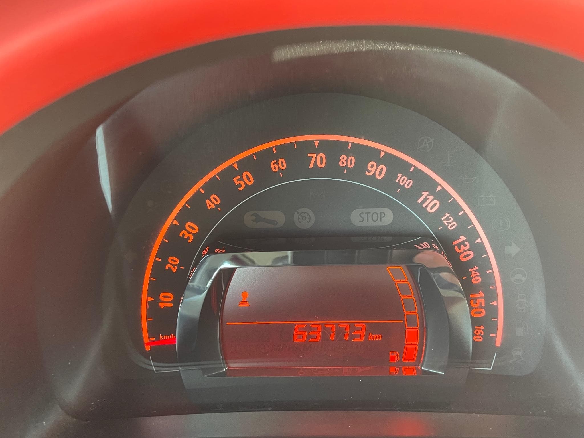 Renault Twingo Twingo1.0/Full service/Clima/63773KM!! (2015) - Photo 12