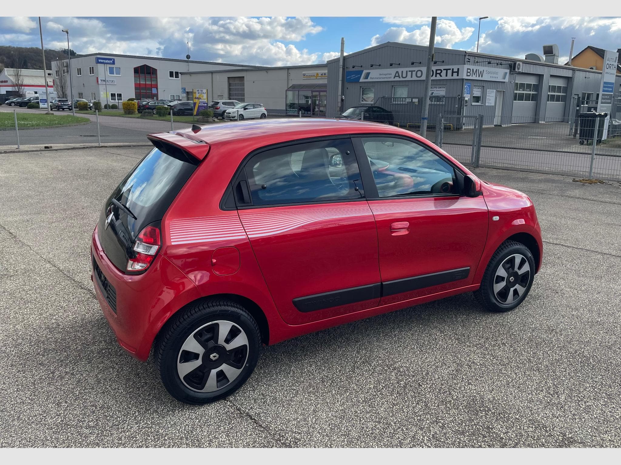 Renault Twingo Twingo1.0/Full service/Clima/63773KM!! (2015) - Photo 8
