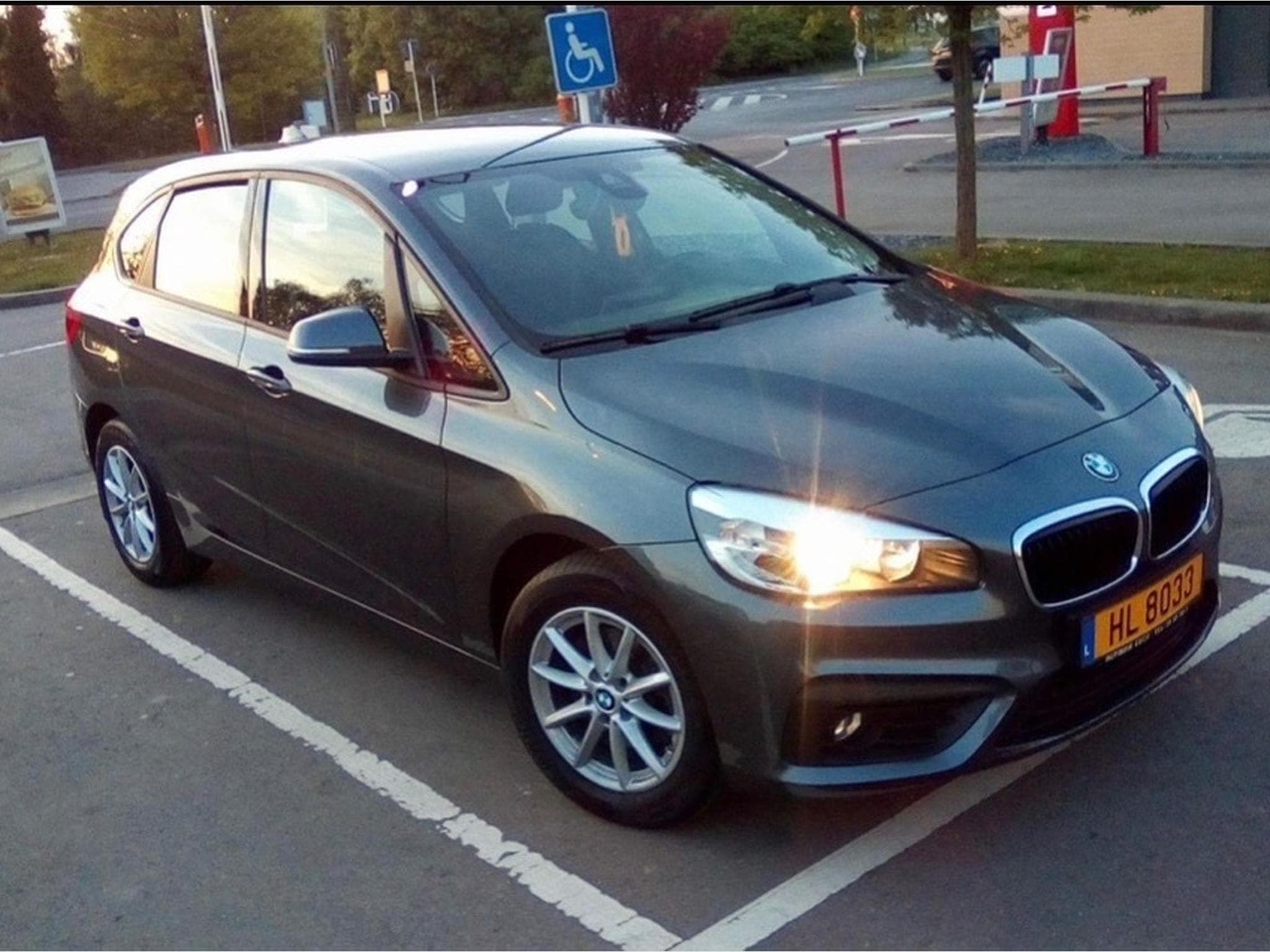 BMW 218 (2015) - Photo 3