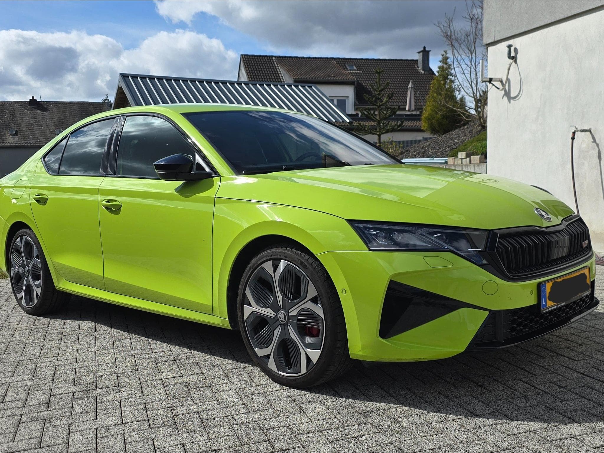 Skoda Octavia RS (2025) - Photo 1