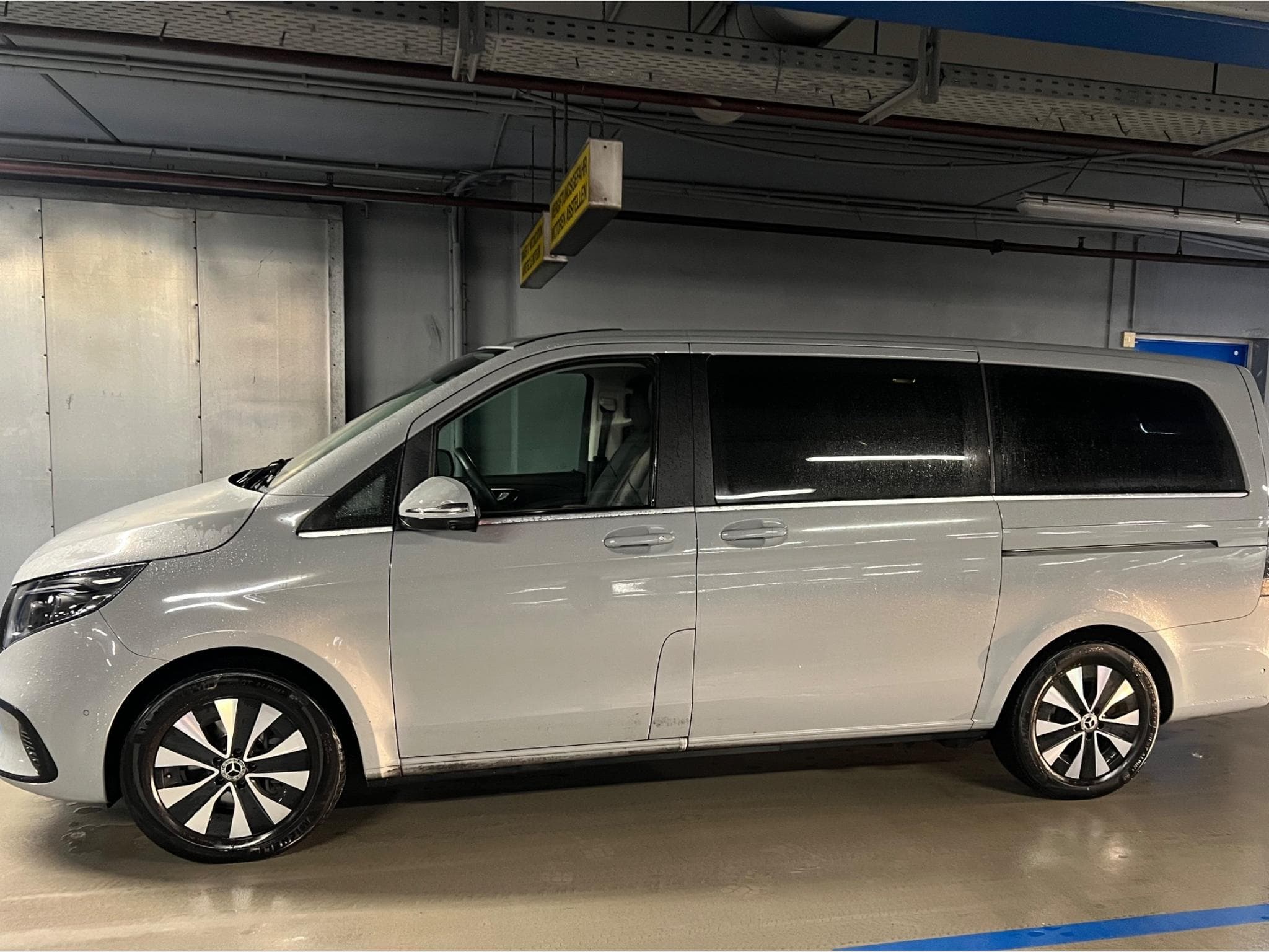 Mercedes V V 250 d AVANTGARDE Long (2025) - Photo 3