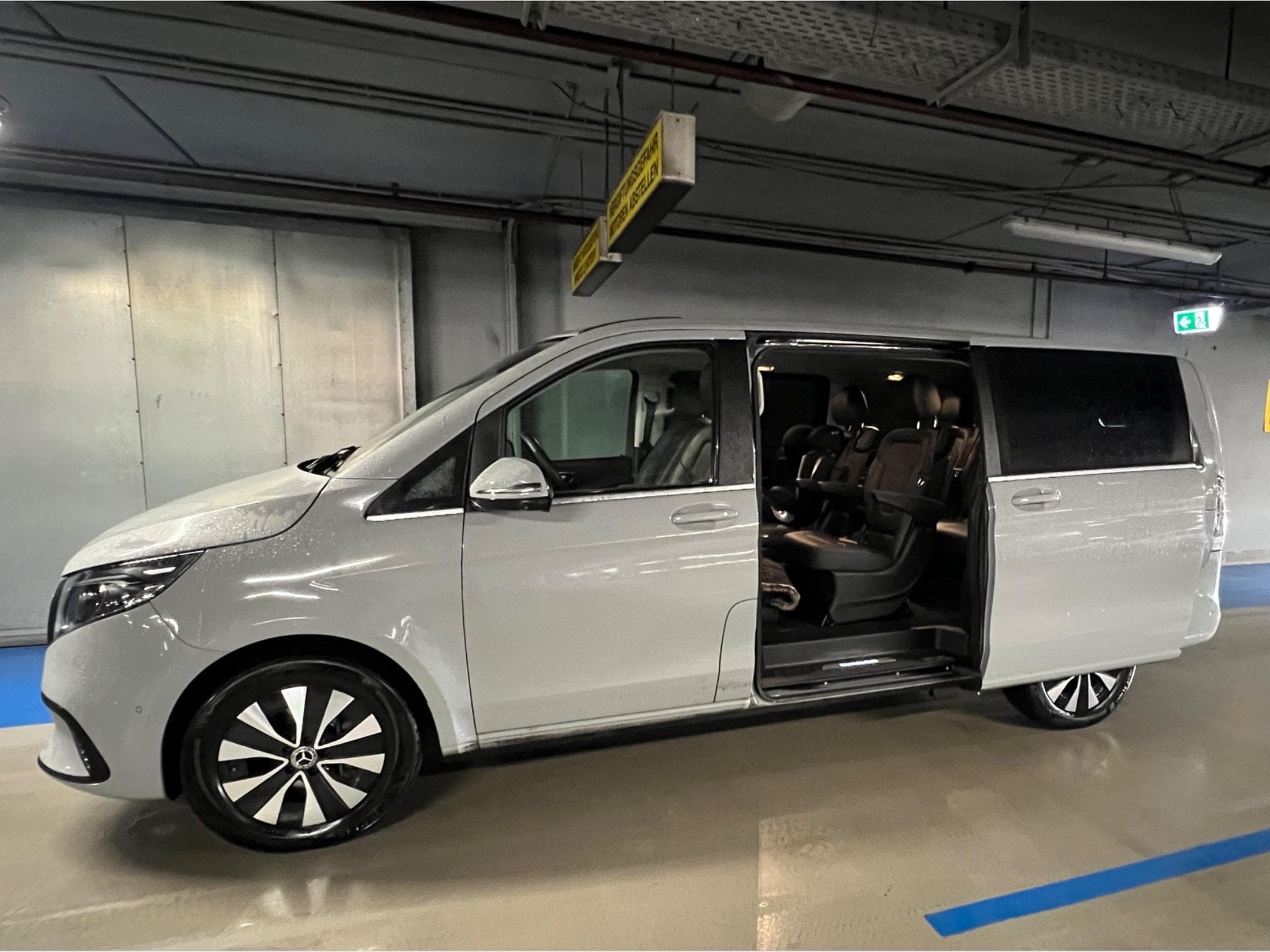 Mercedes V V 250 d AVANTGARDE Long (2025) - Photo 5