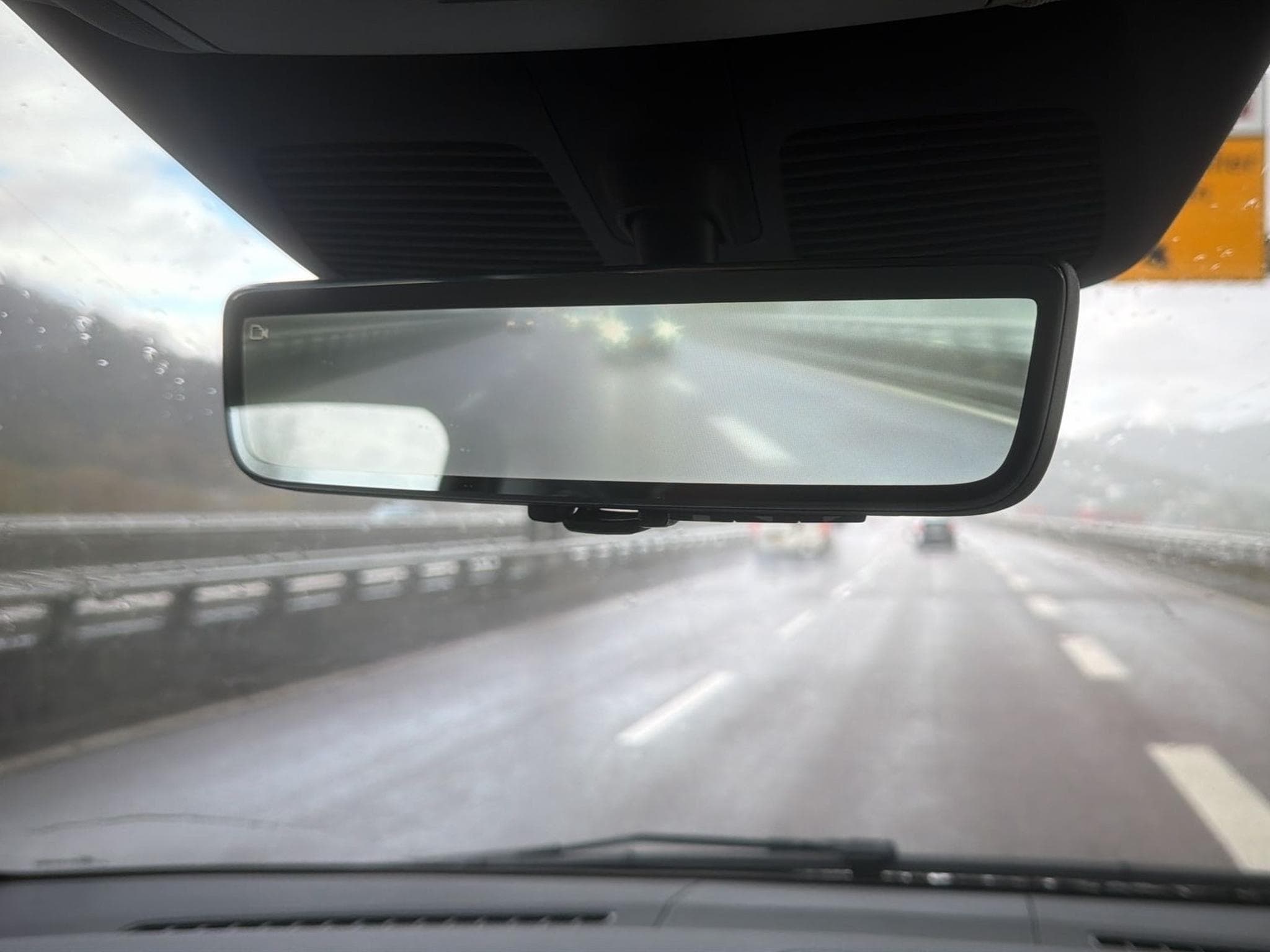 Mercedes V V 250 d AVANTGARDE Long (2025) - Photo 9