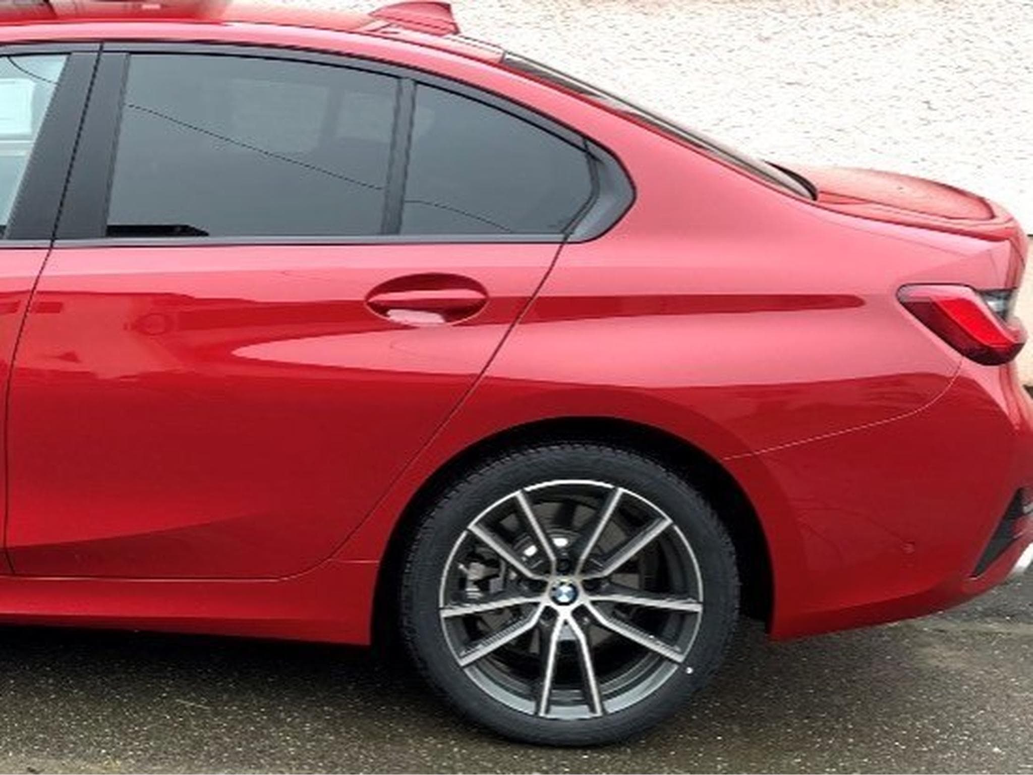 BMW 330 330e Advantage (2019) - Photo 7