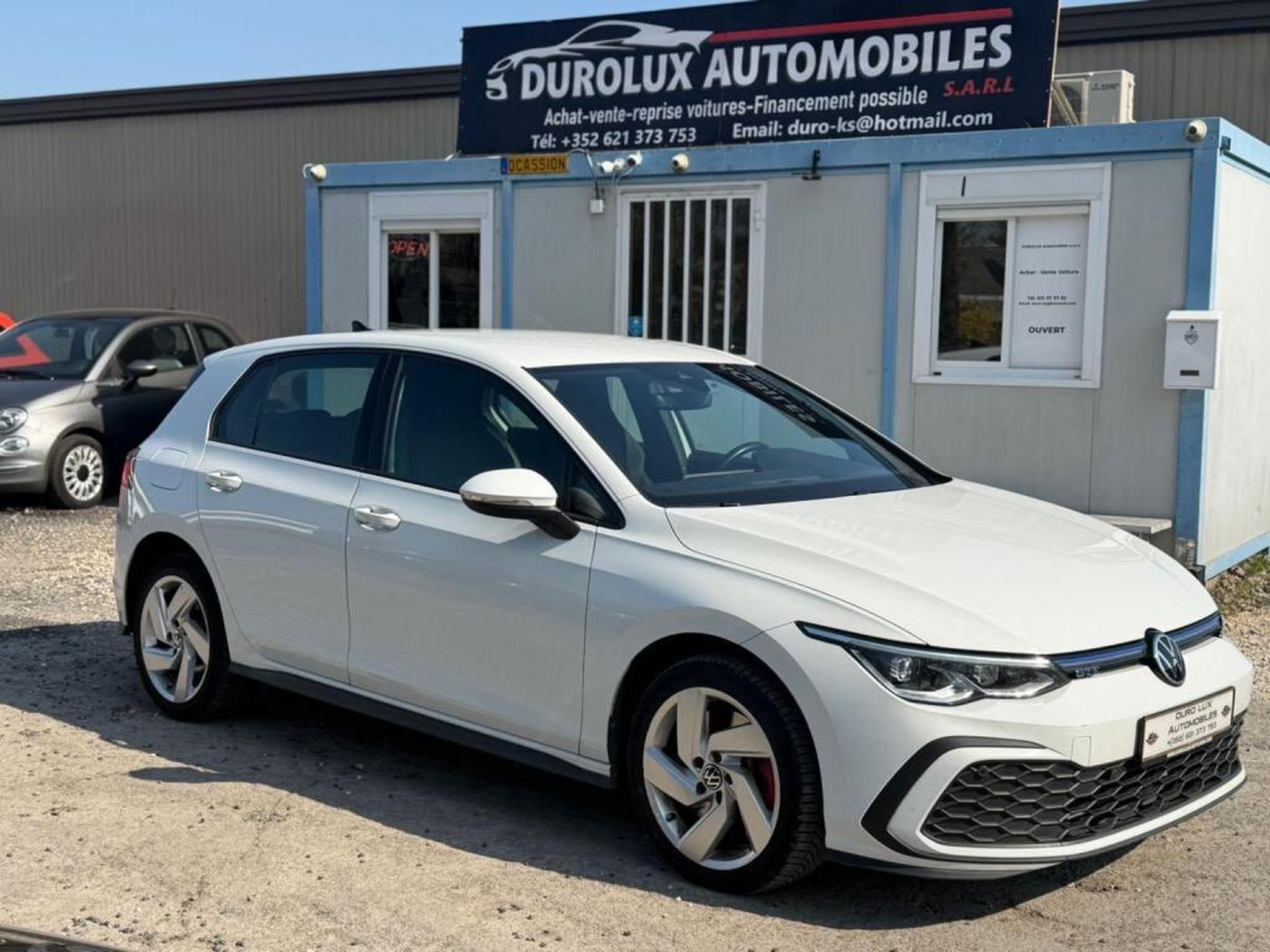 VW Golf 1.4 HYBRID ESSENCE (2020) - Photo 1