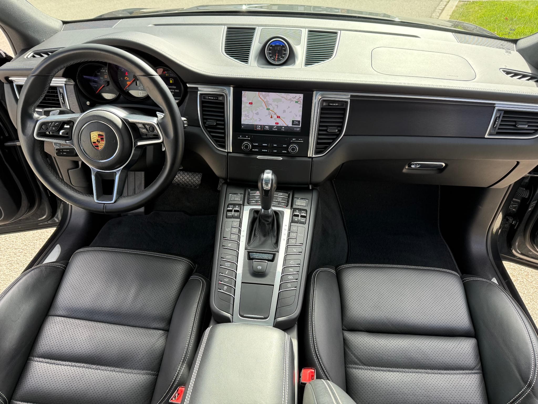 Porsche Macan GTS 3.0 PDK PACK SPORT CHRONO 360 PS (2018) - Foto 8